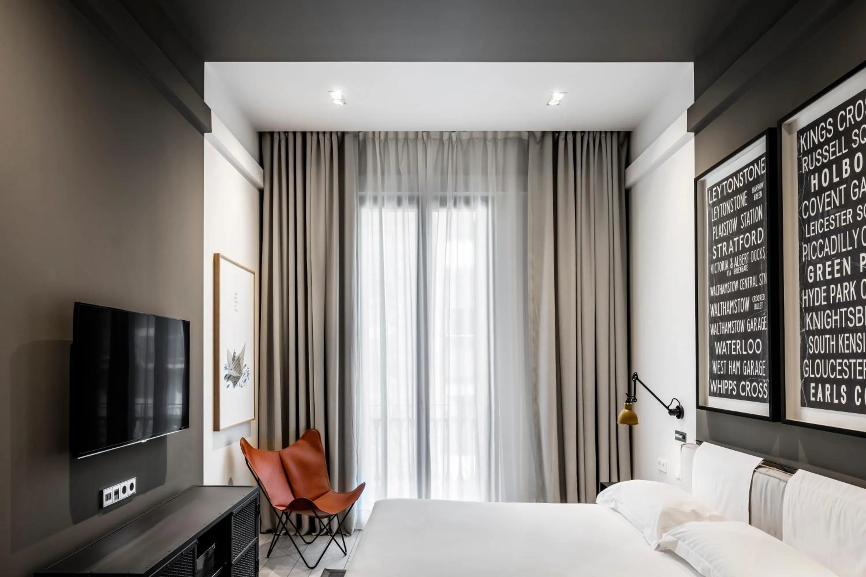 Bedroom, Bed in Midtown Apartments