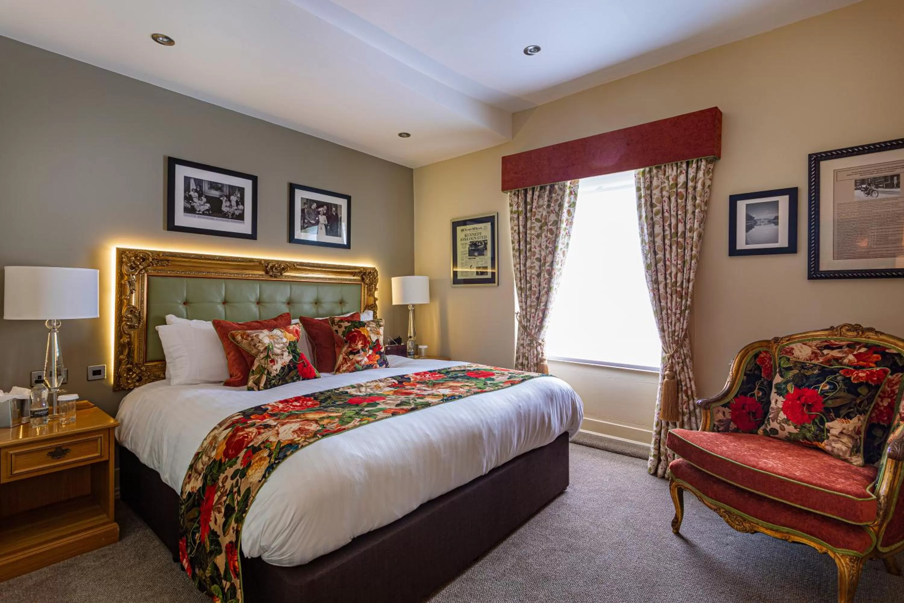 Bedroom, Bed in The Rutland Arms Hotel, Bakewell, Derbyshire - The Coaching Inn Group