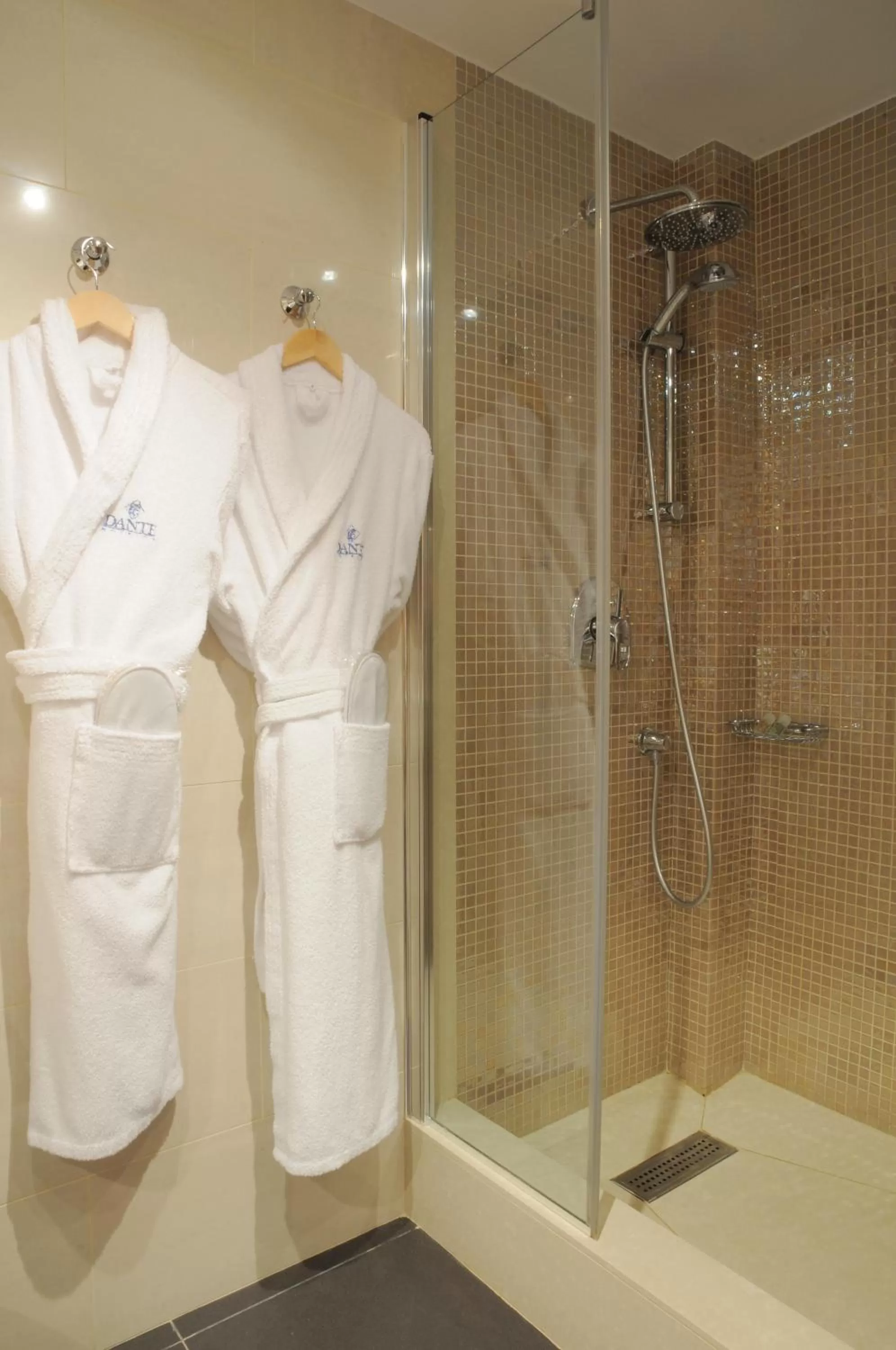 Bathroom in Best Western Premier Hotel Dante