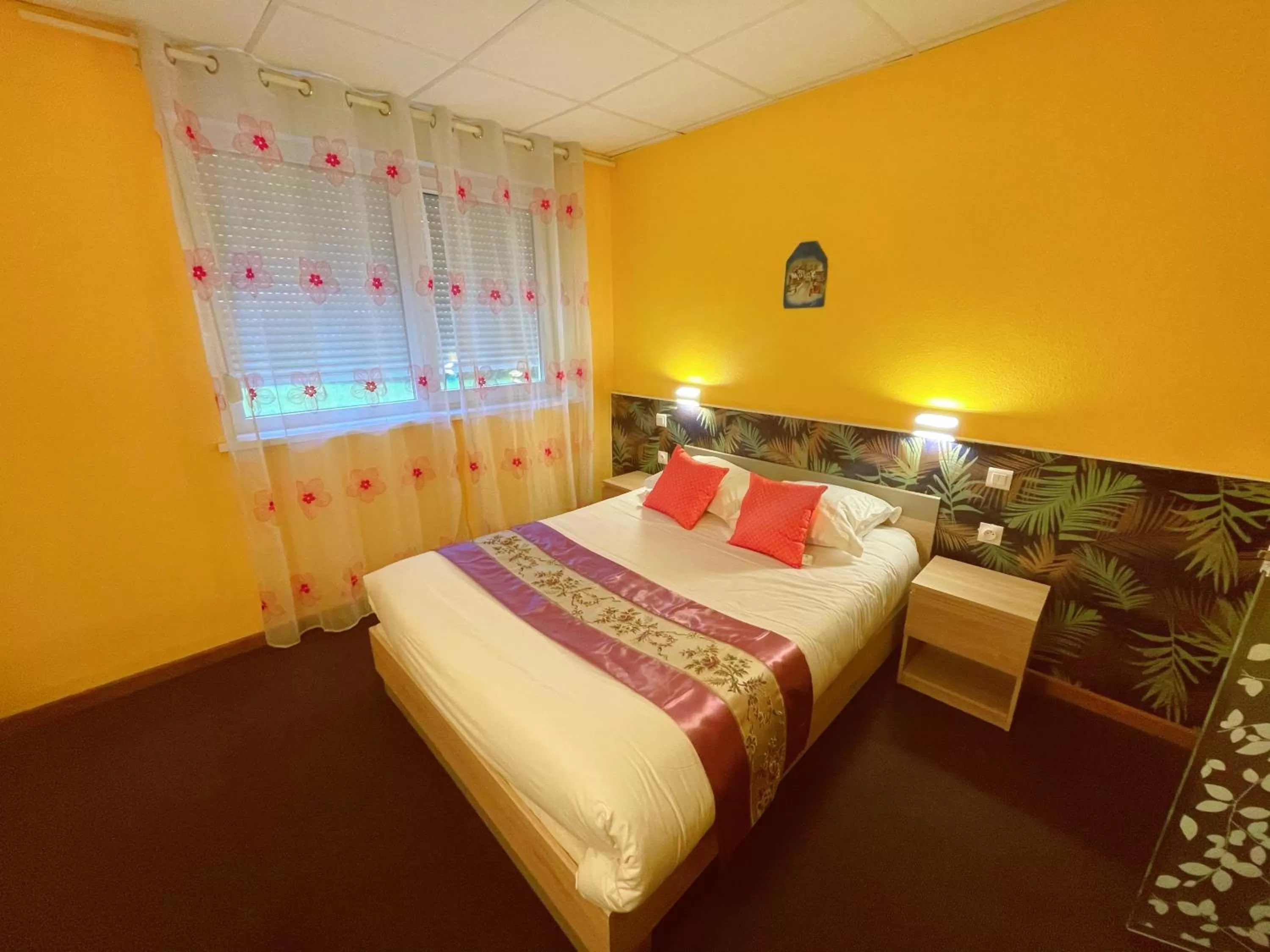 Bed in Hotel Le Ronchamp