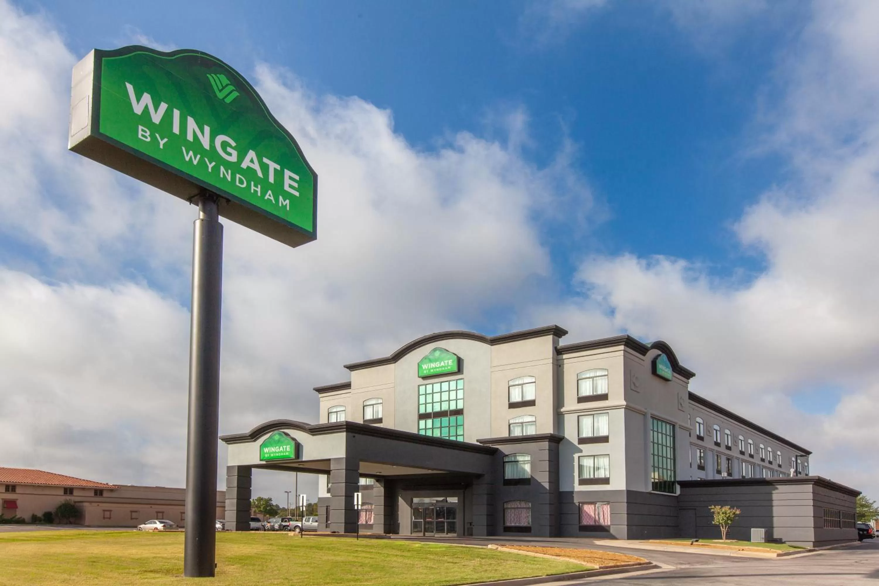Property building in Wingate by Wyndham Oklahoma City Airport