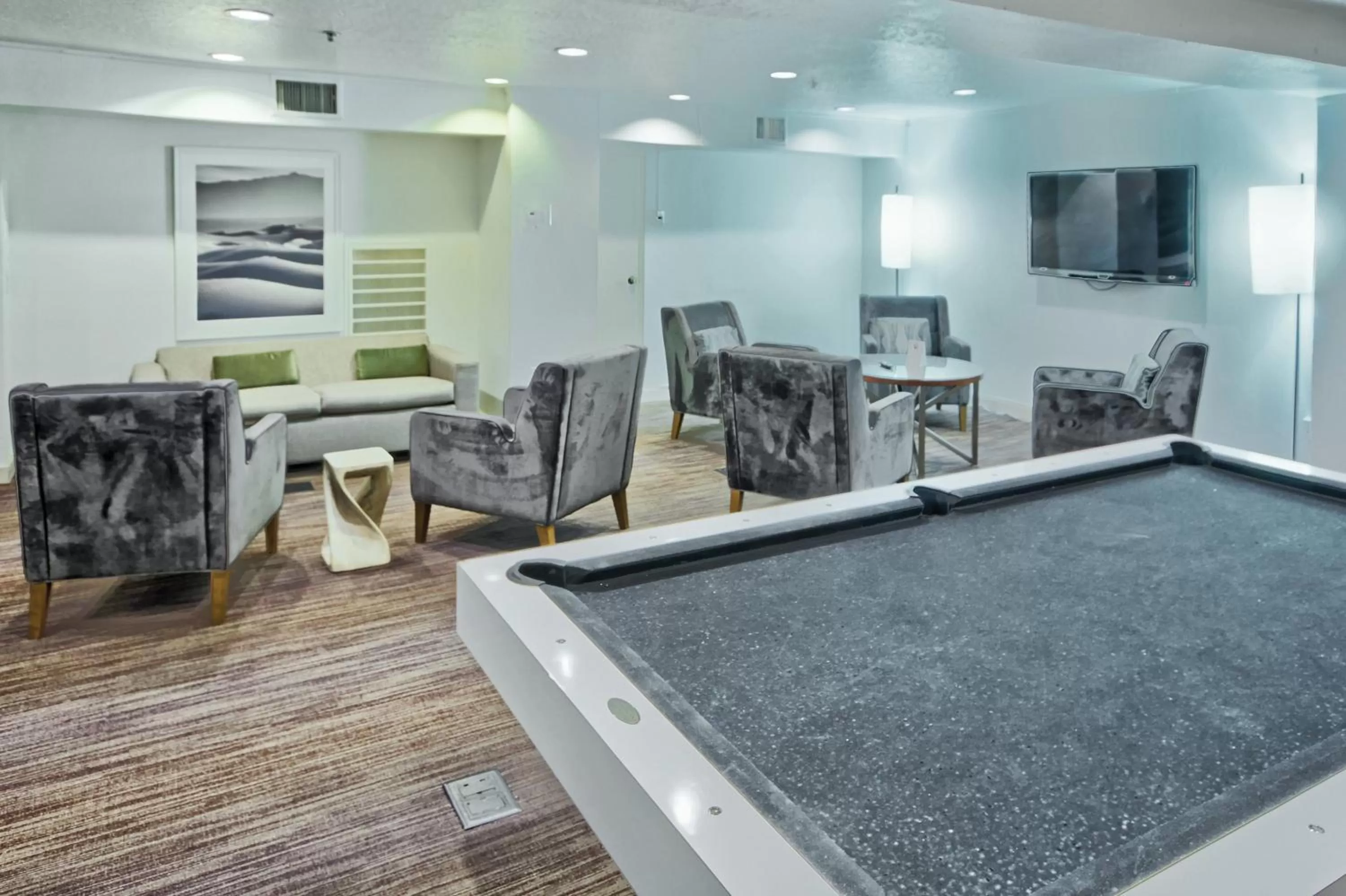 Activities in Desert Rose Resort