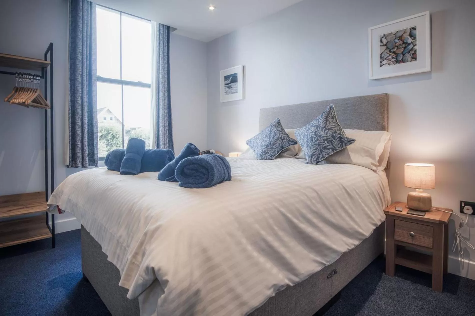 Floor plan, Bed in Ocean Cabins No 1 At The Square - Saundersfoot