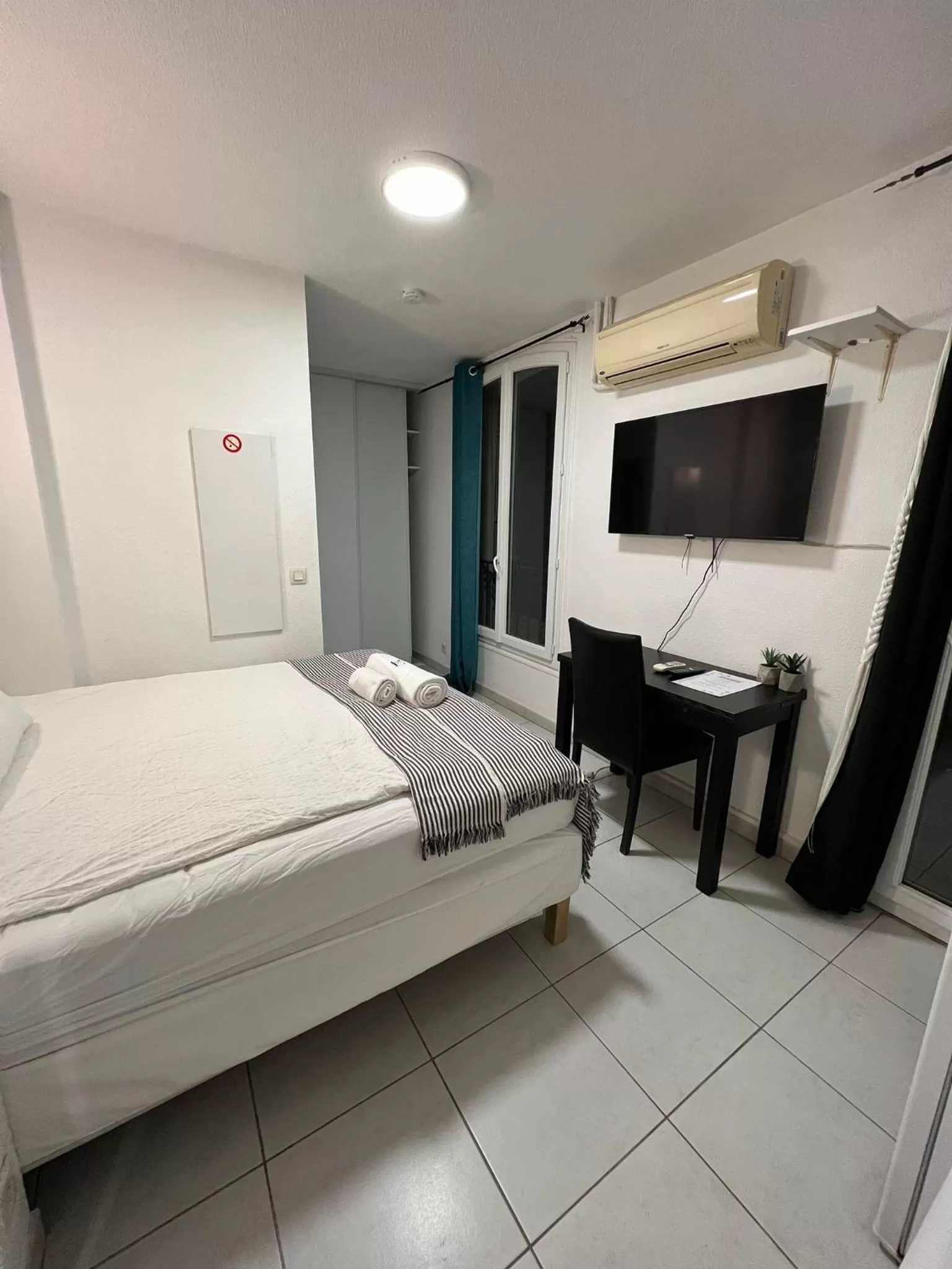 Bed in Kimi Résidence