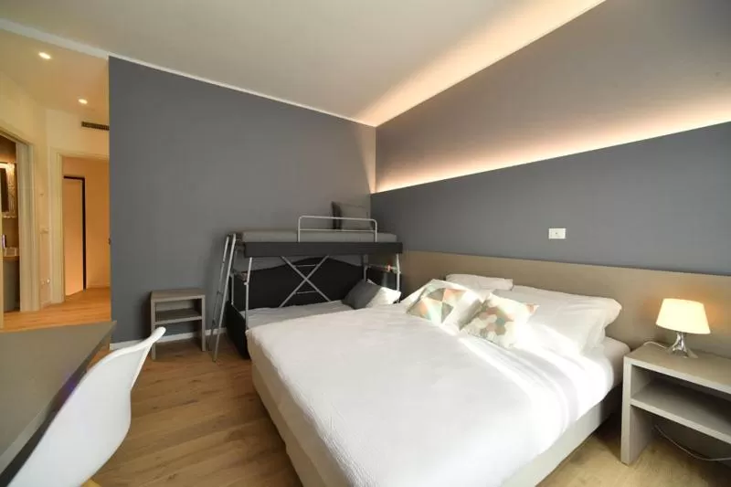 Photo of the whole room, Bed in Lainez Rooms & Suites