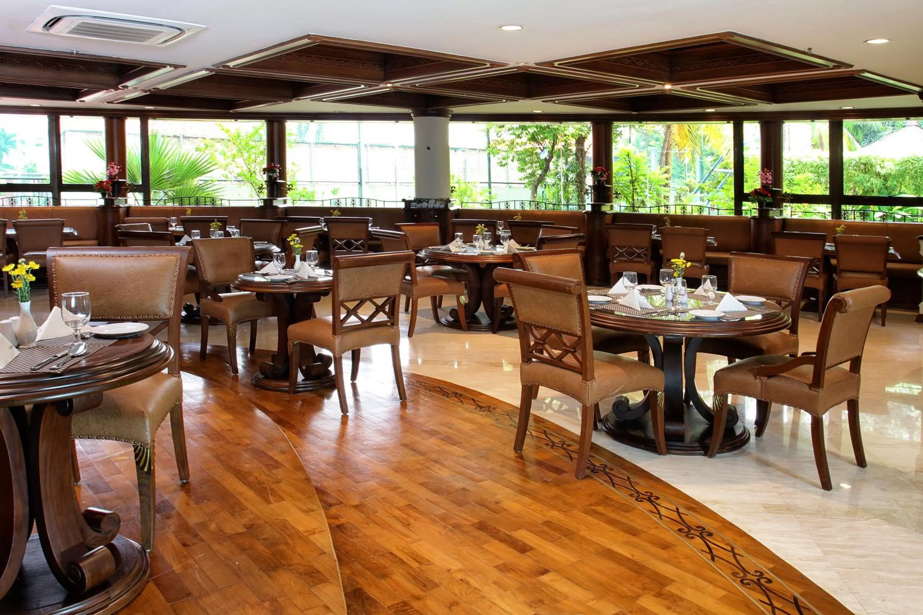 Restaurant/places to eat in Midtown Residence Simatupang Jakarta