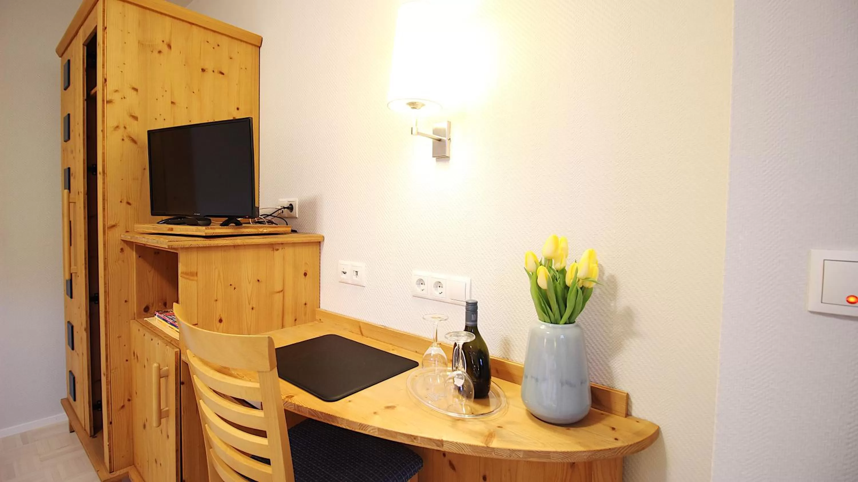 wardrobe in Aparthotel Alte Schmiede Dettelbach