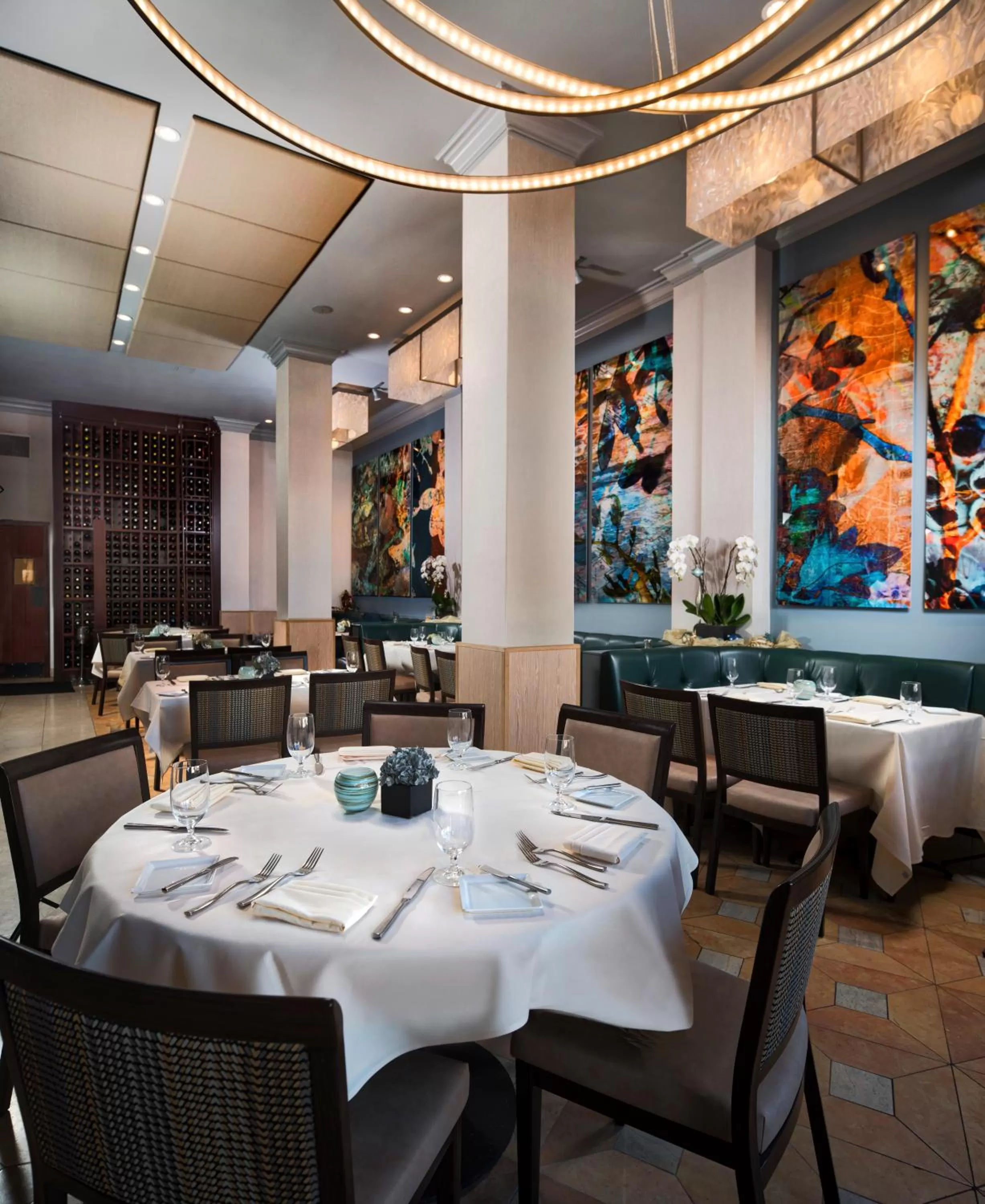 Restaurant/places to eat in Grande Colonial La Jolla