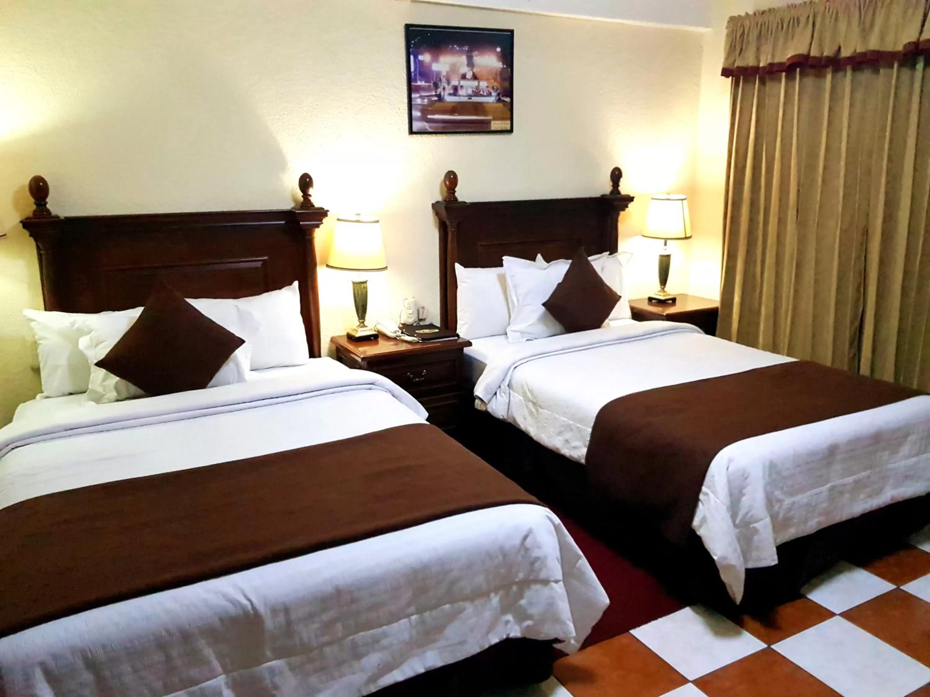 Bed in Hotel Las Americas