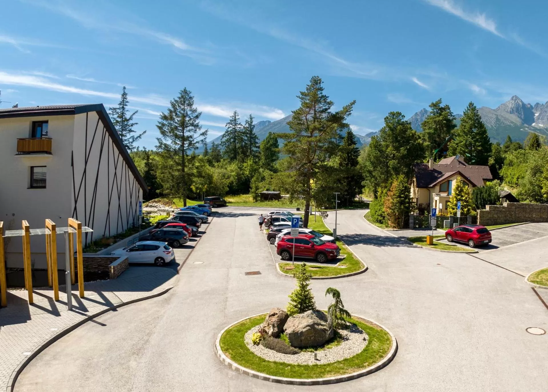 Property building in Hotel Hills