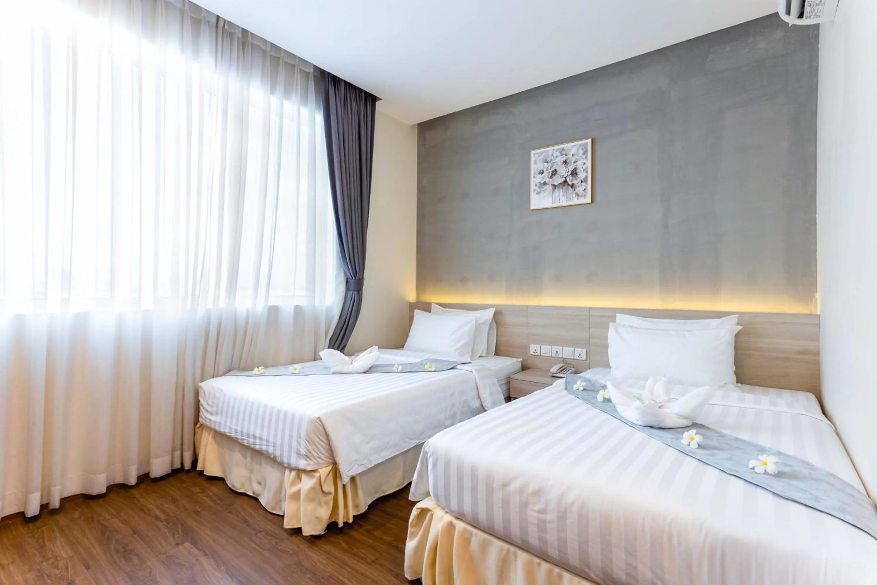 Photo of the whole room, Bed in Joli Hotel