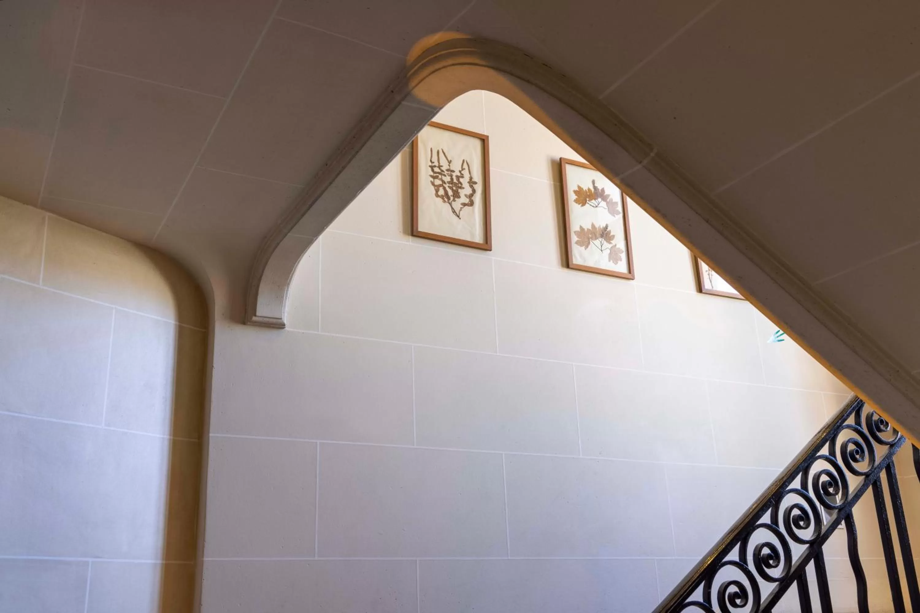 Decorative detail in Hôtel de Banville