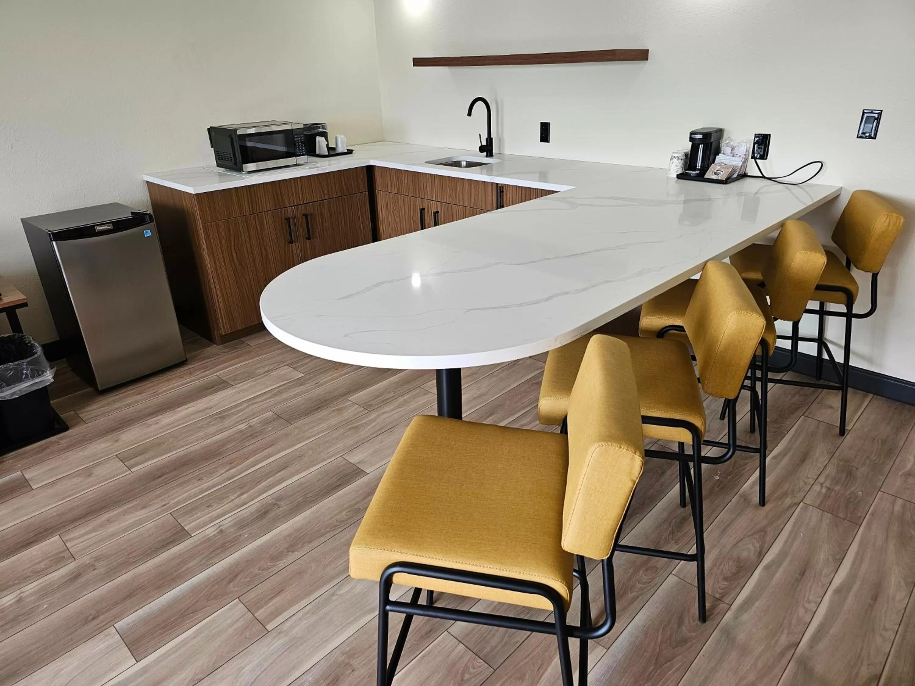 Living room in The Hotel Laurel at Seneca