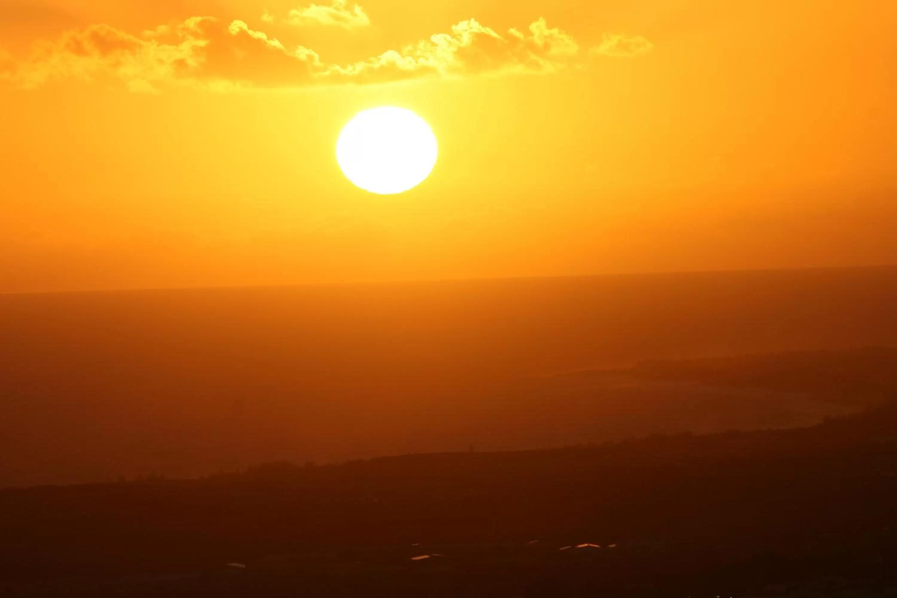 View (from property/room), Sunrise/Sunset in Hôtel Le Soleil Couchant