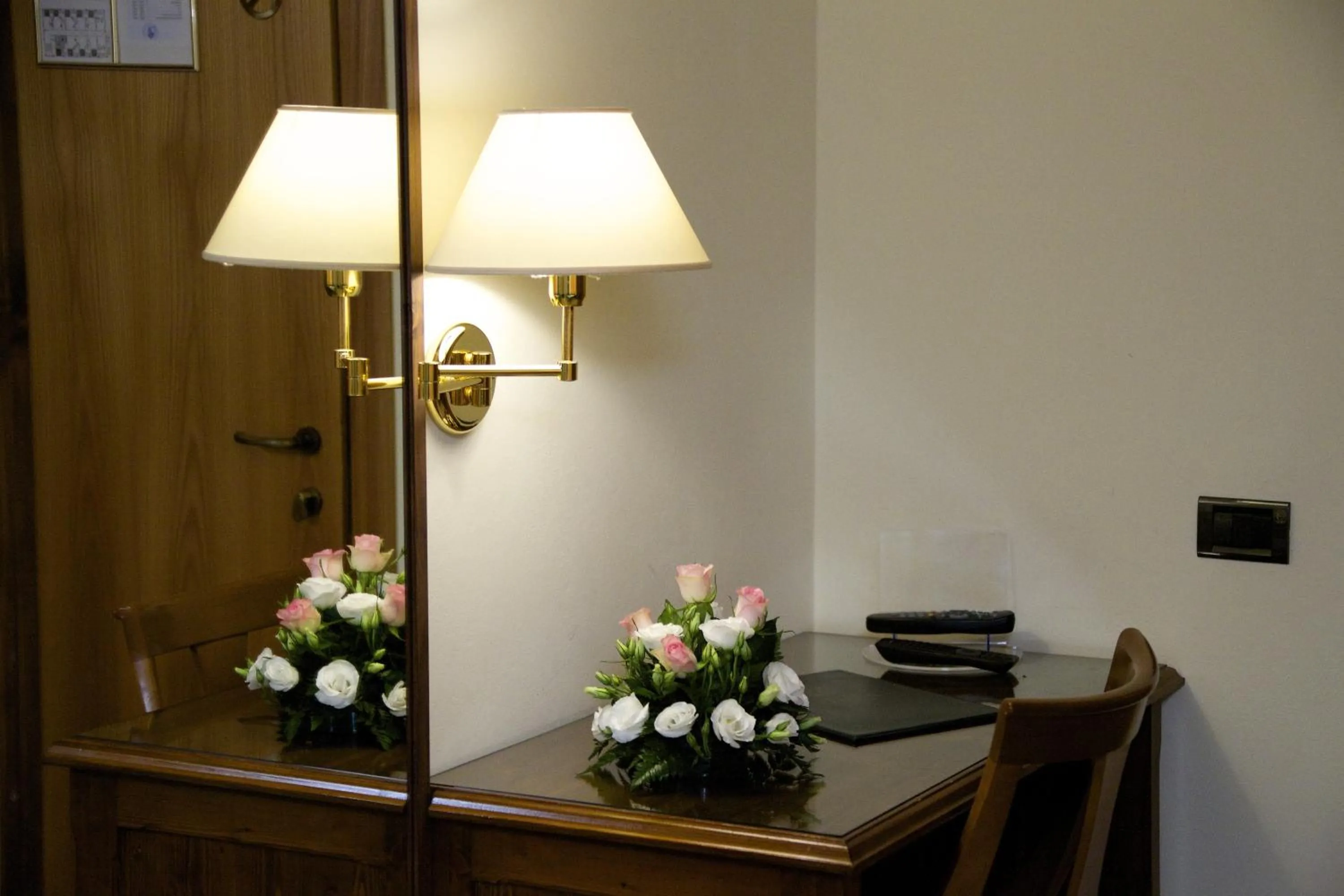 Seating area in Campiglione Hotel