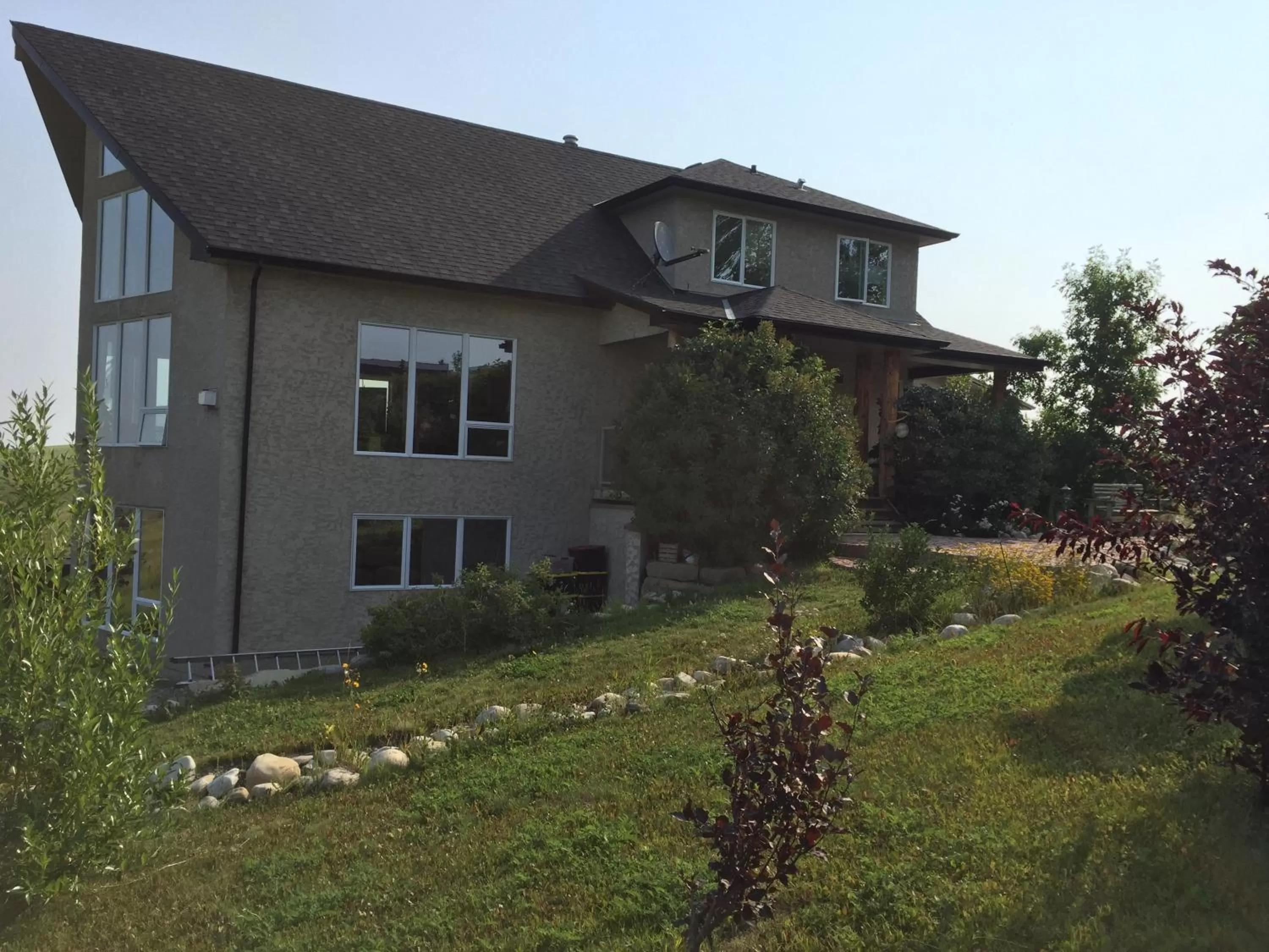 Property Building in Misty Ridge Retreat B&B