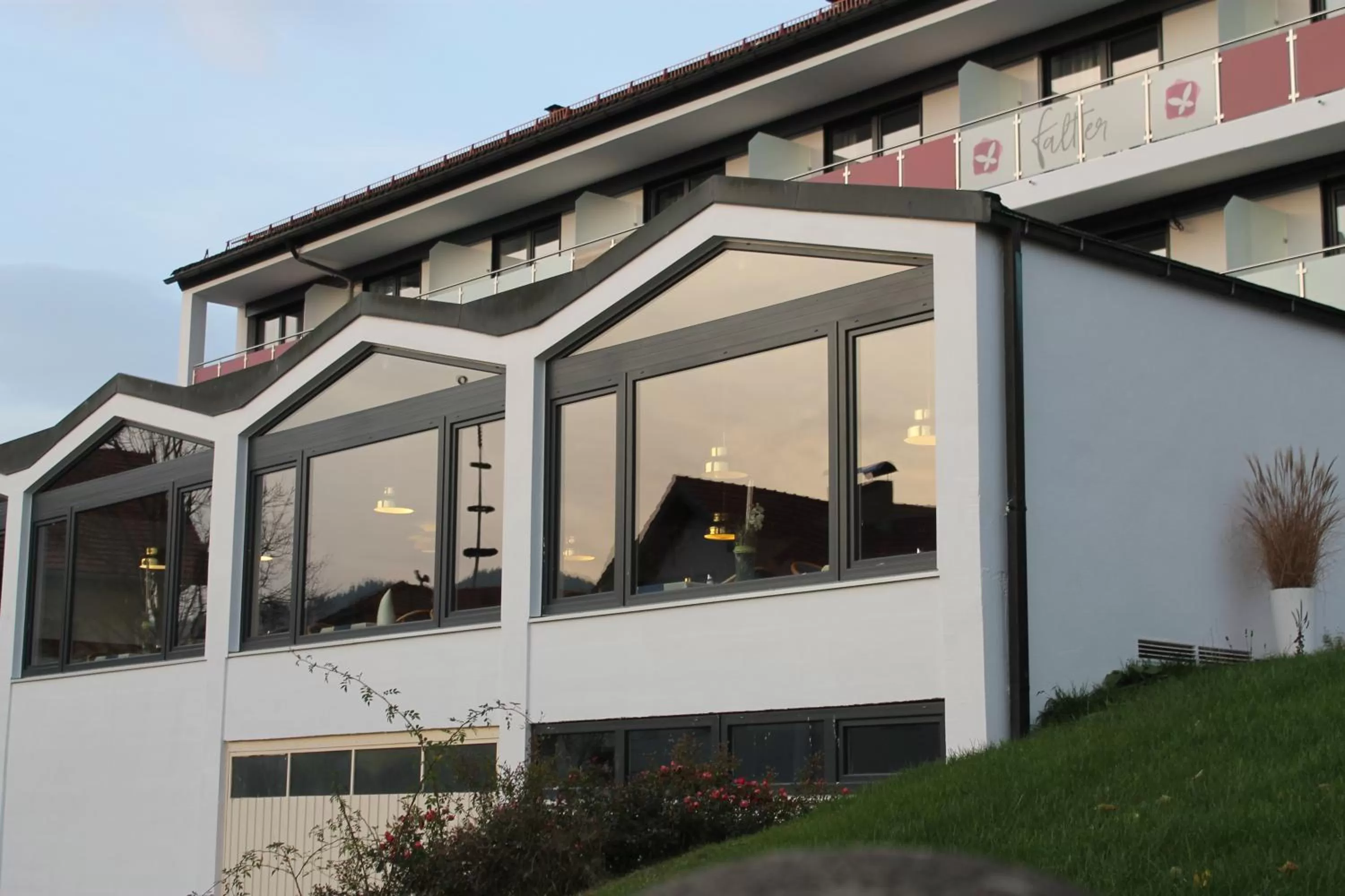 Property Building in Rock&Chill Hotel Falter