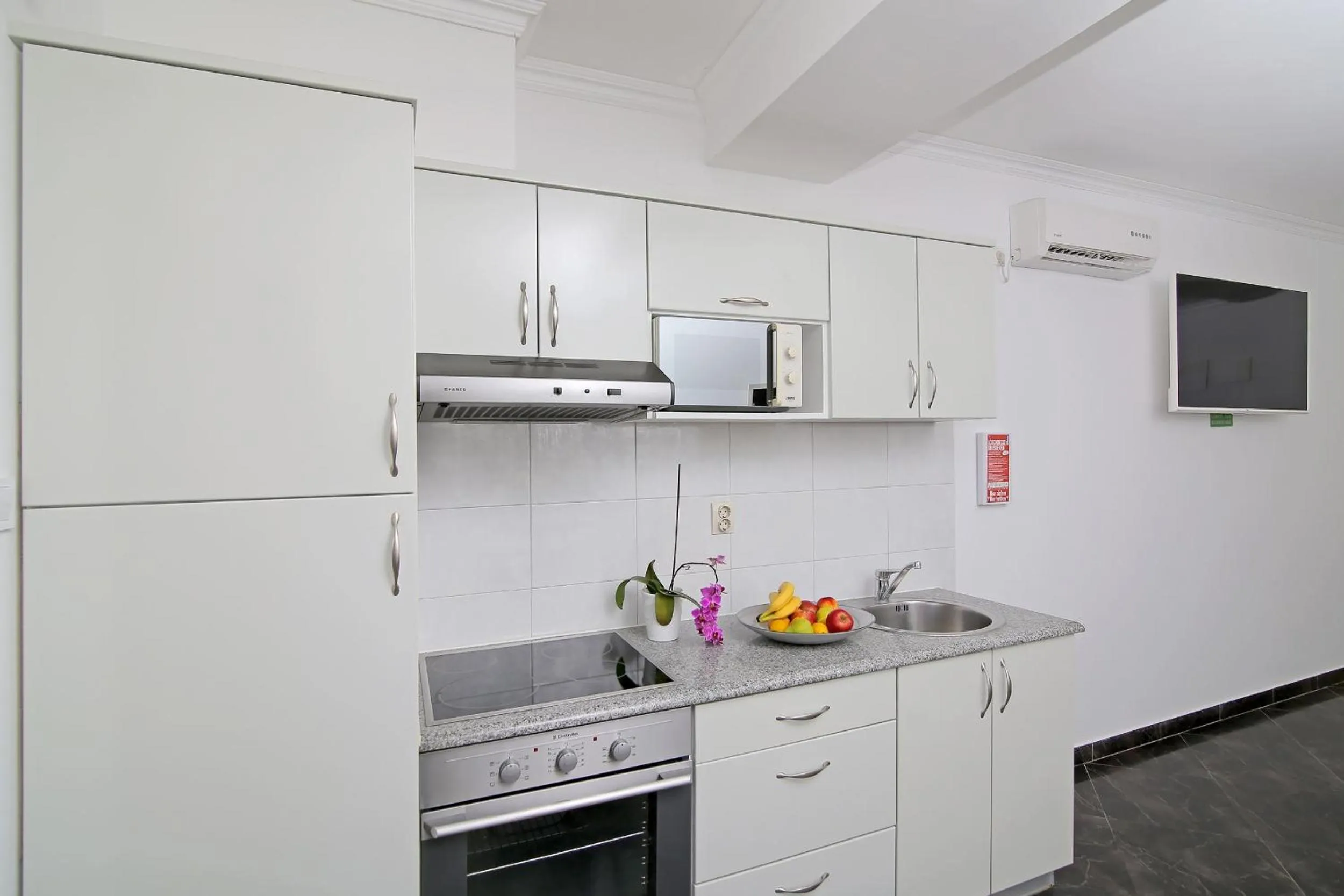Kitchen or kitchenette in Villa Antea Apartments with Free Parking