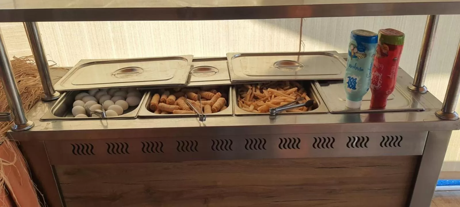 Restaurant/places to eat in Grand Yayla Hotel