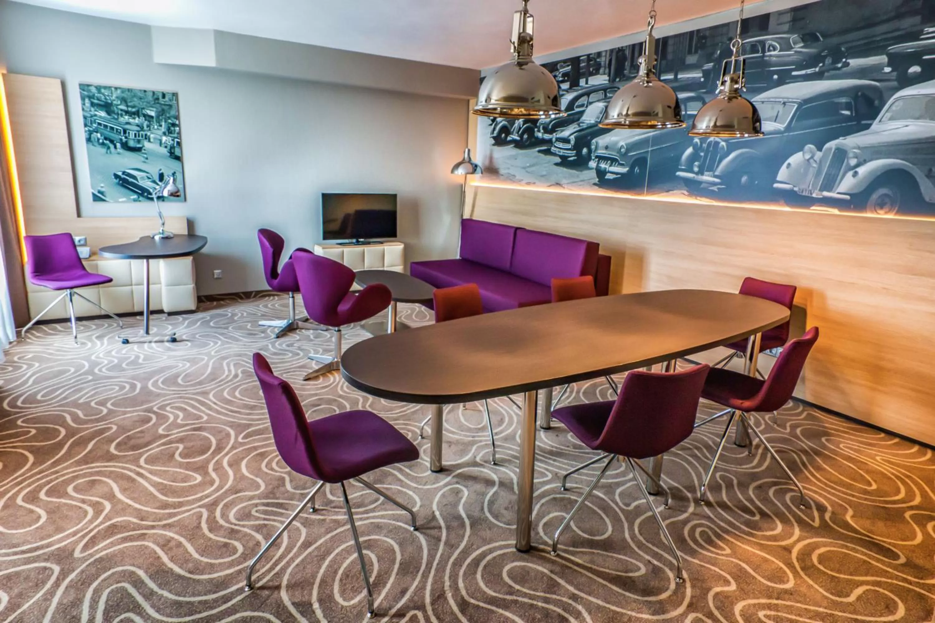 TV and multimedia in Holiday Inn Budapest-Budaörs by IHG