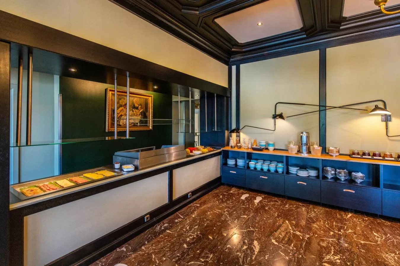 Breakfast in Diehls Hotel