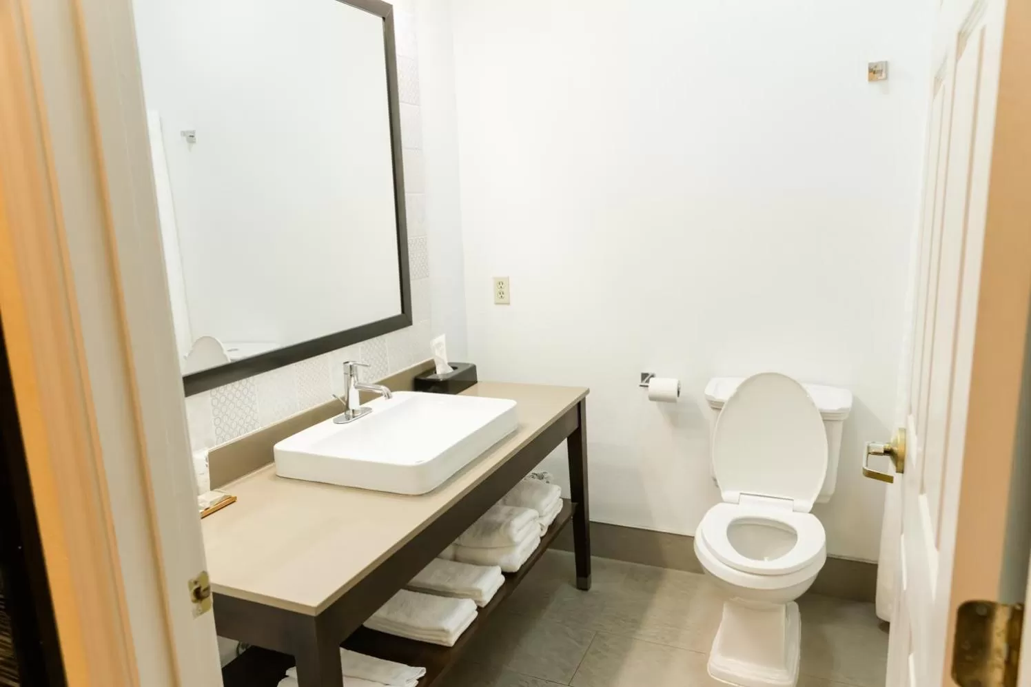 Country Inn & Suites by Radisson, Helen, GA