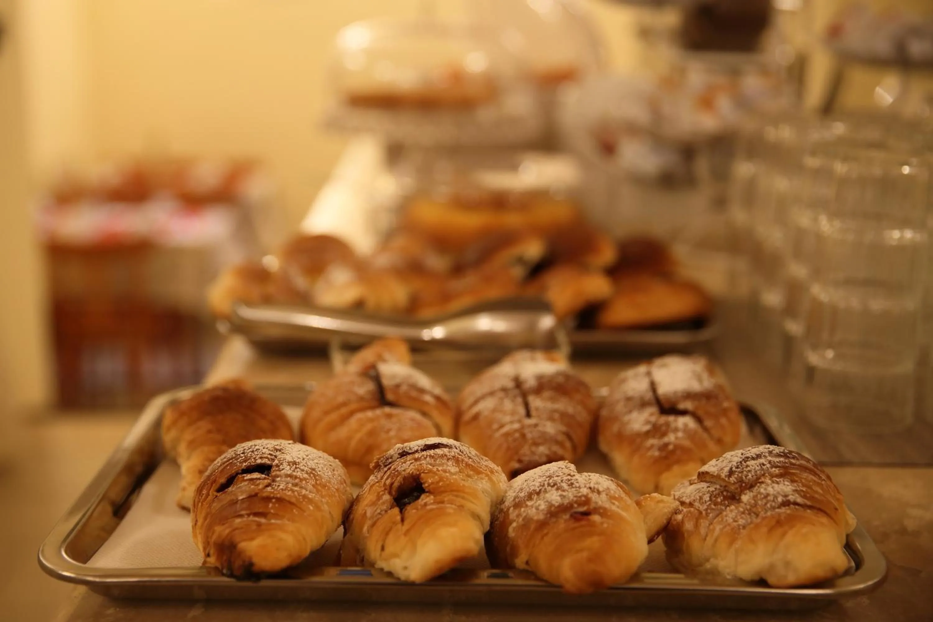 Breakfast in Hotel RomAntica