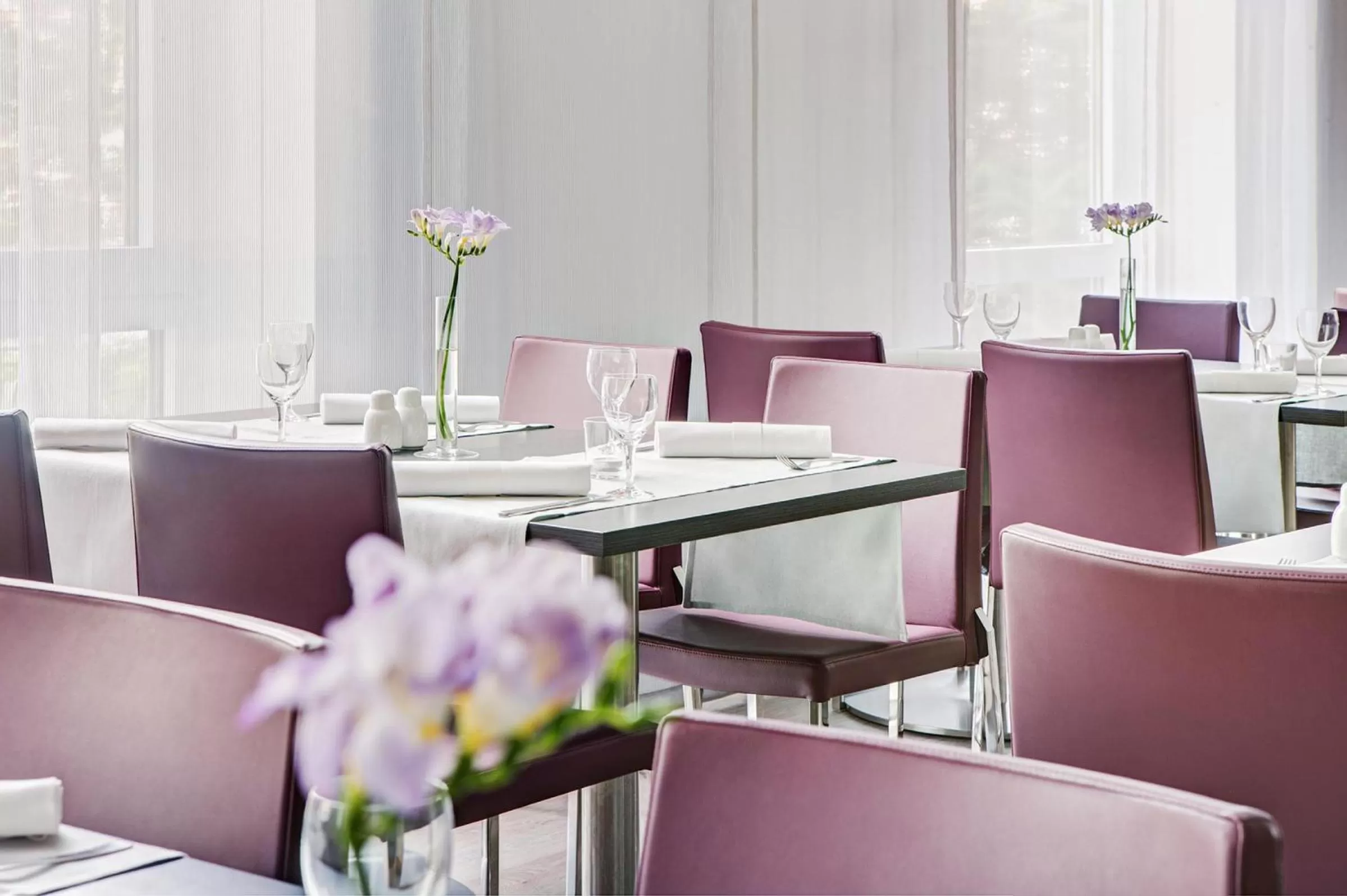 Restaurant/places to eat in IntercityHotel Rostock