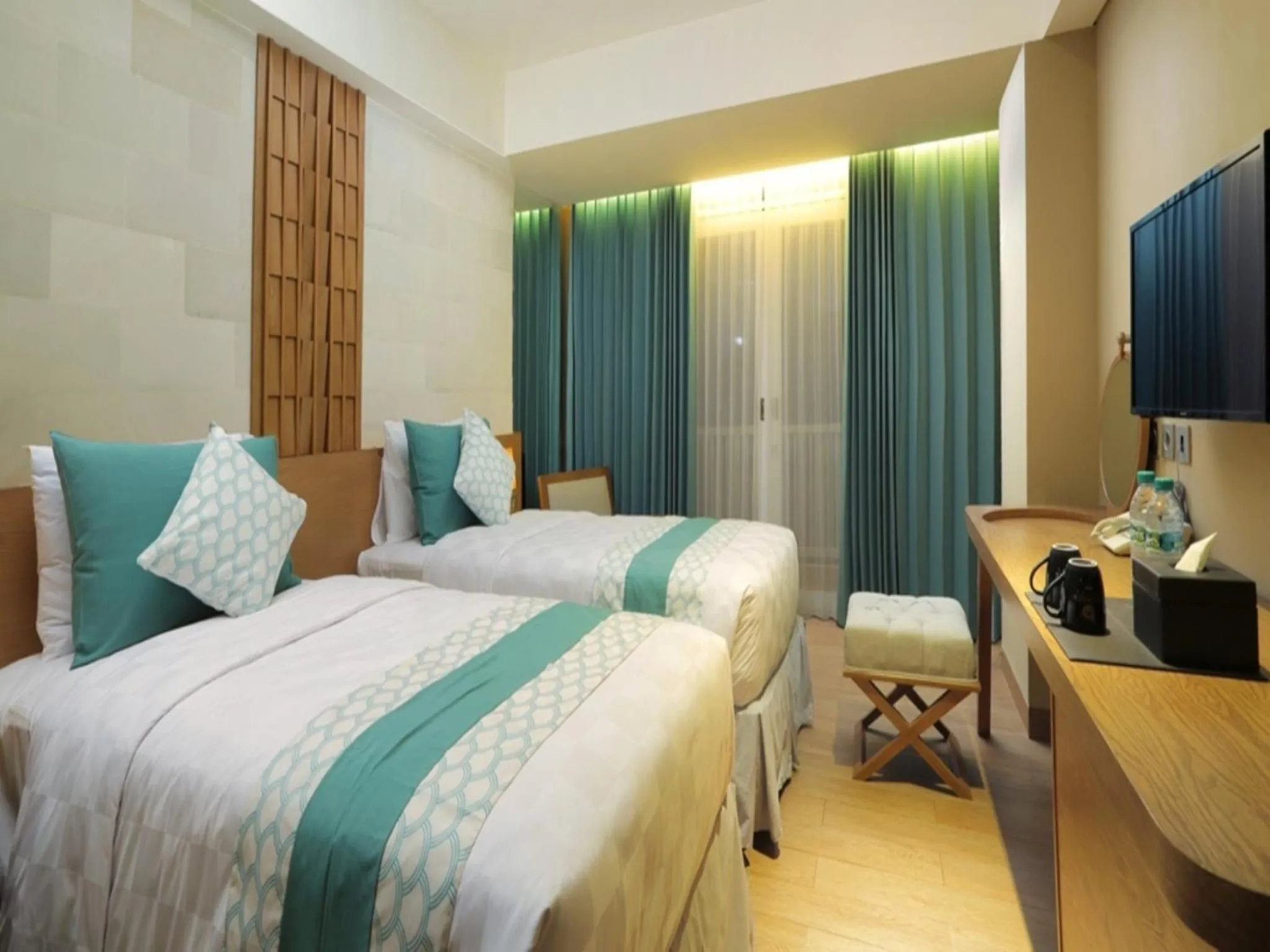 Bedroom, Bed in Bedrock Hotel Kuta