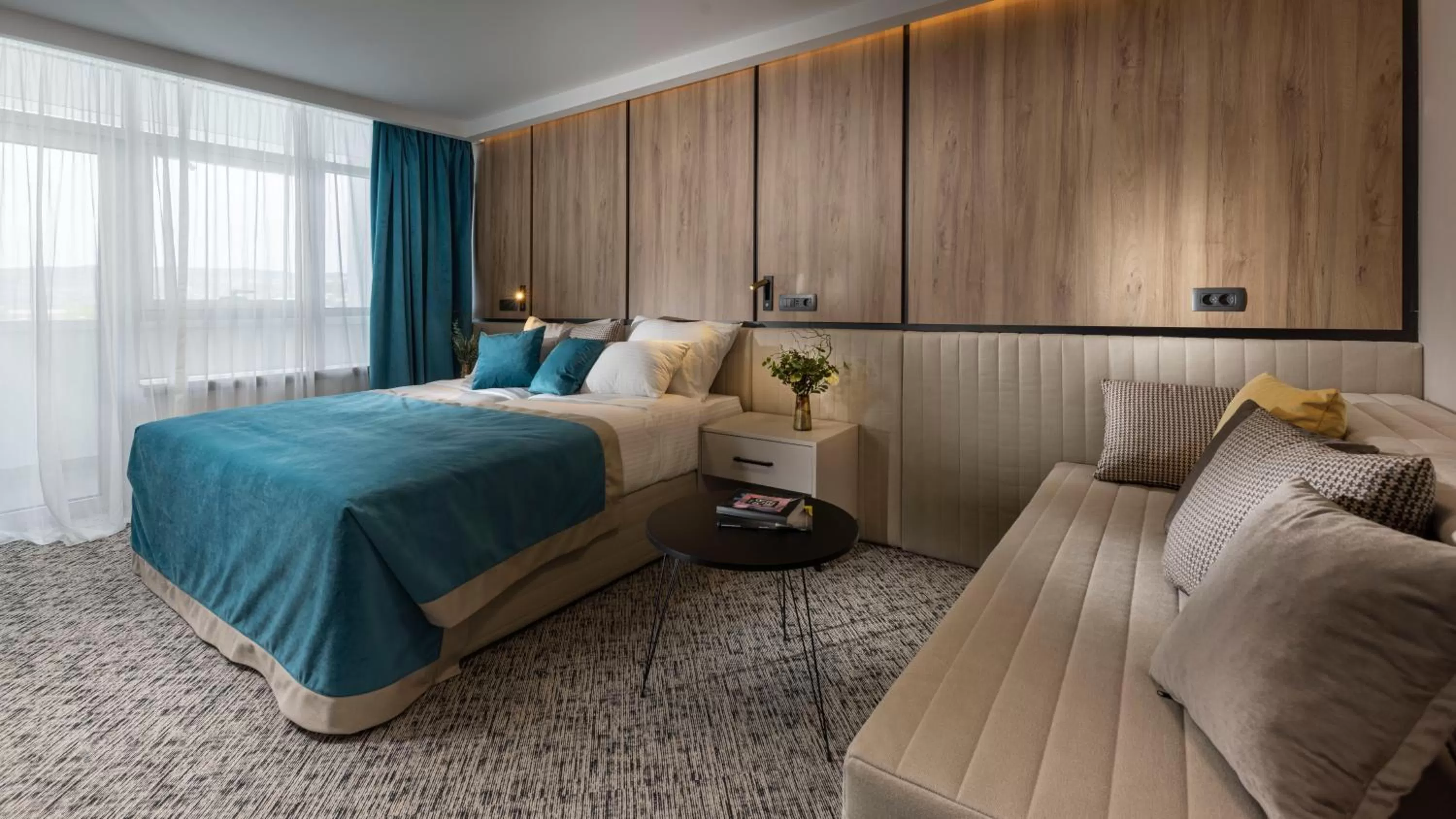 Bedroom, Bed in Grand Hotel Zagreb