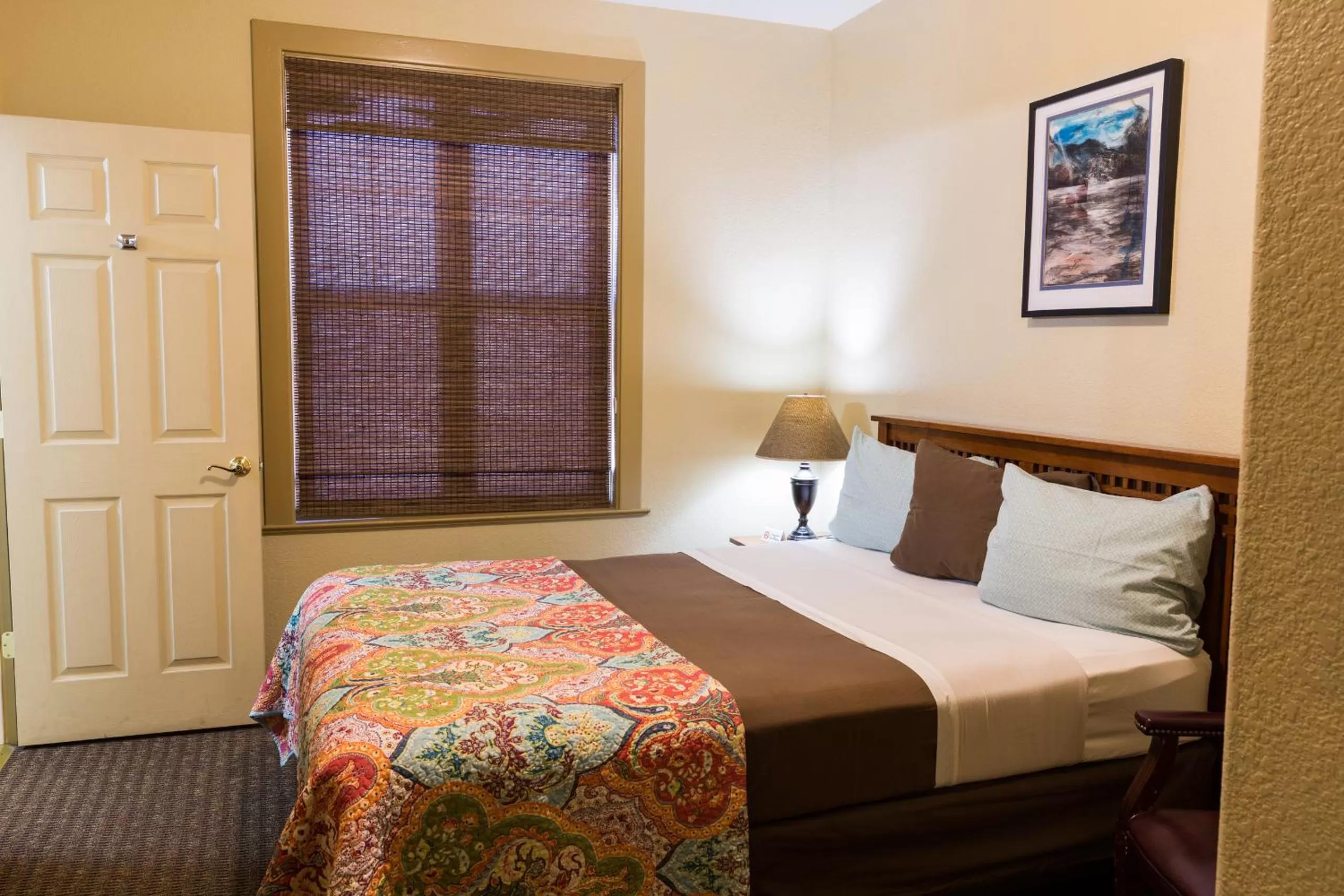 Bedroom in Hotel Cathlamet