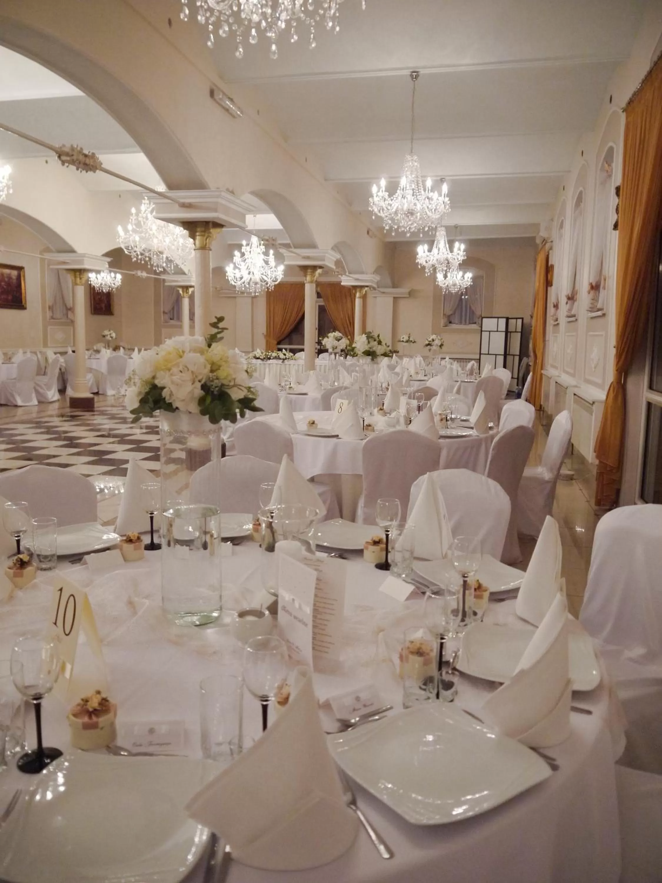 Banquet Facilities in Hotel Komfort Inn - Dwór Hubertus