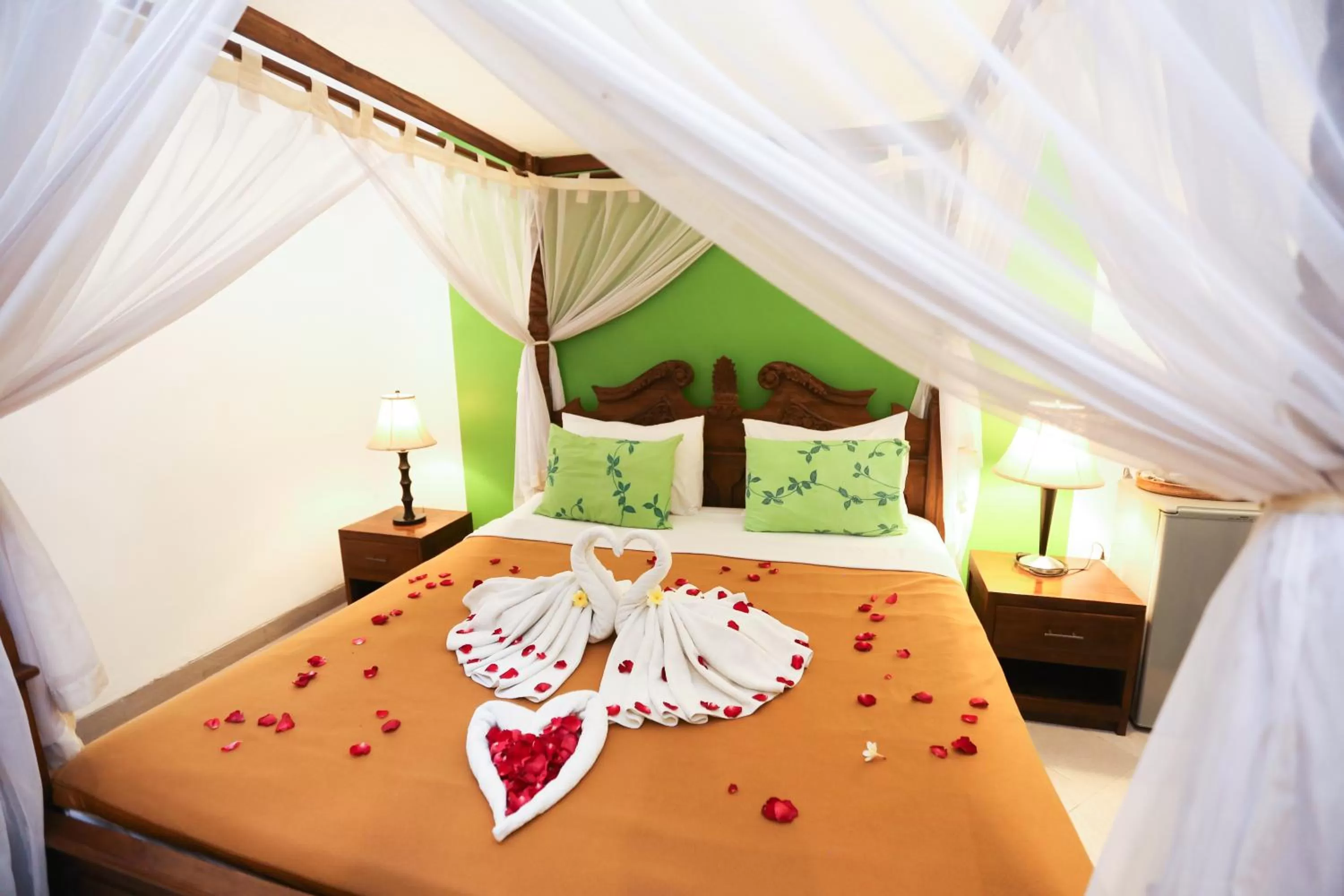 Bed in Aquarius Beach Hotel