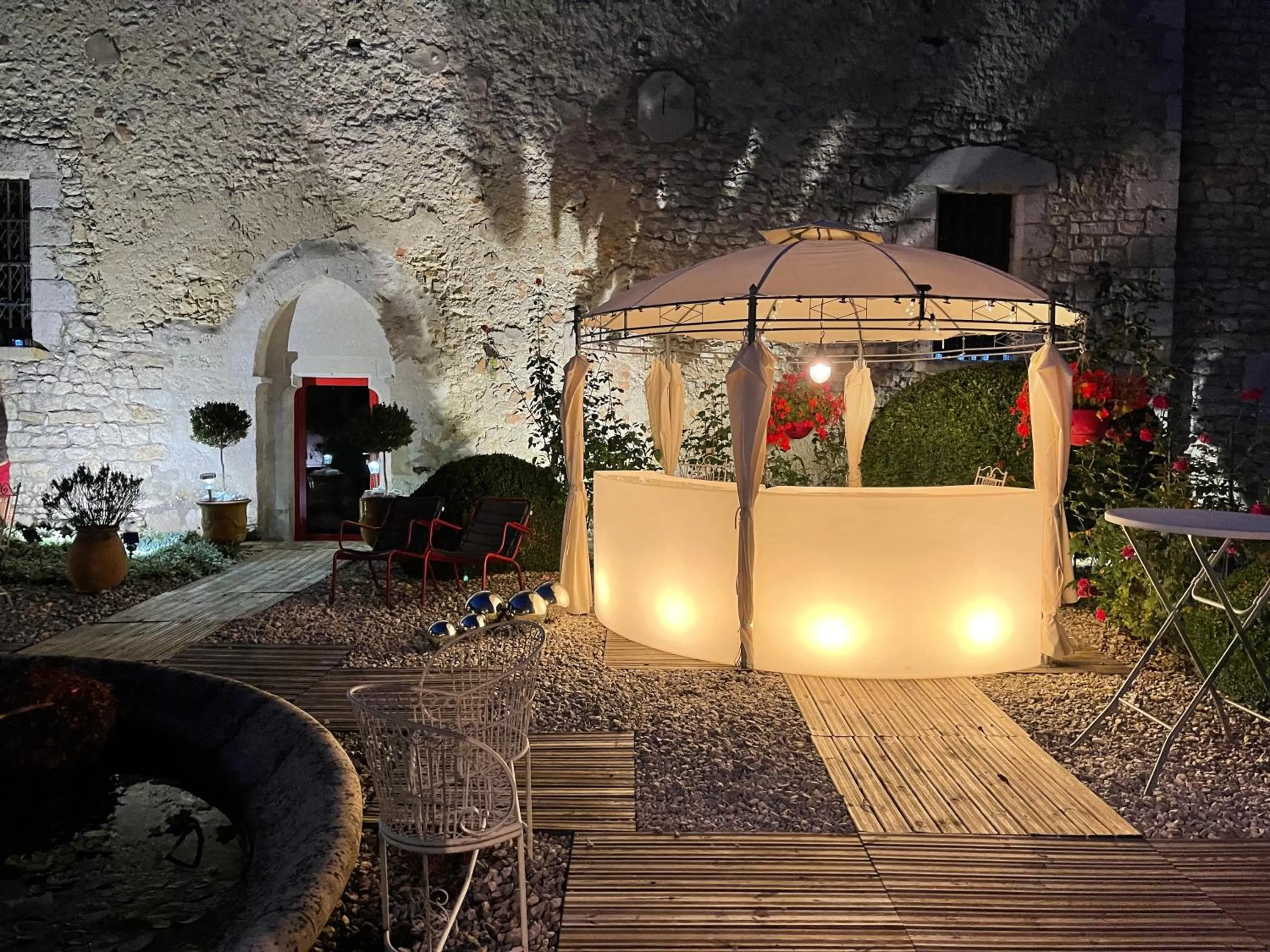 Garden in Demeure des Vieux Bains