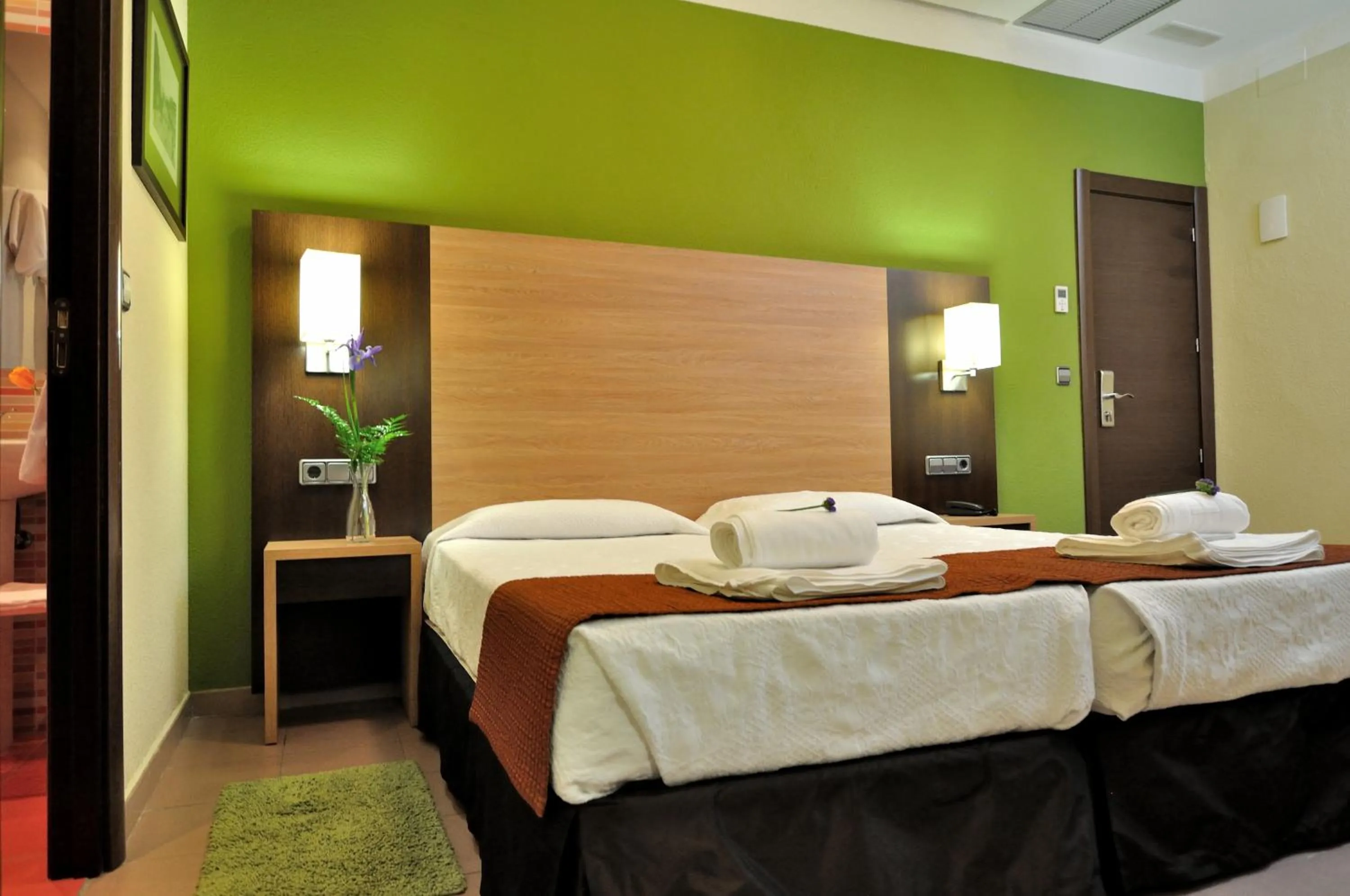 Bed in Hostal Ballesta