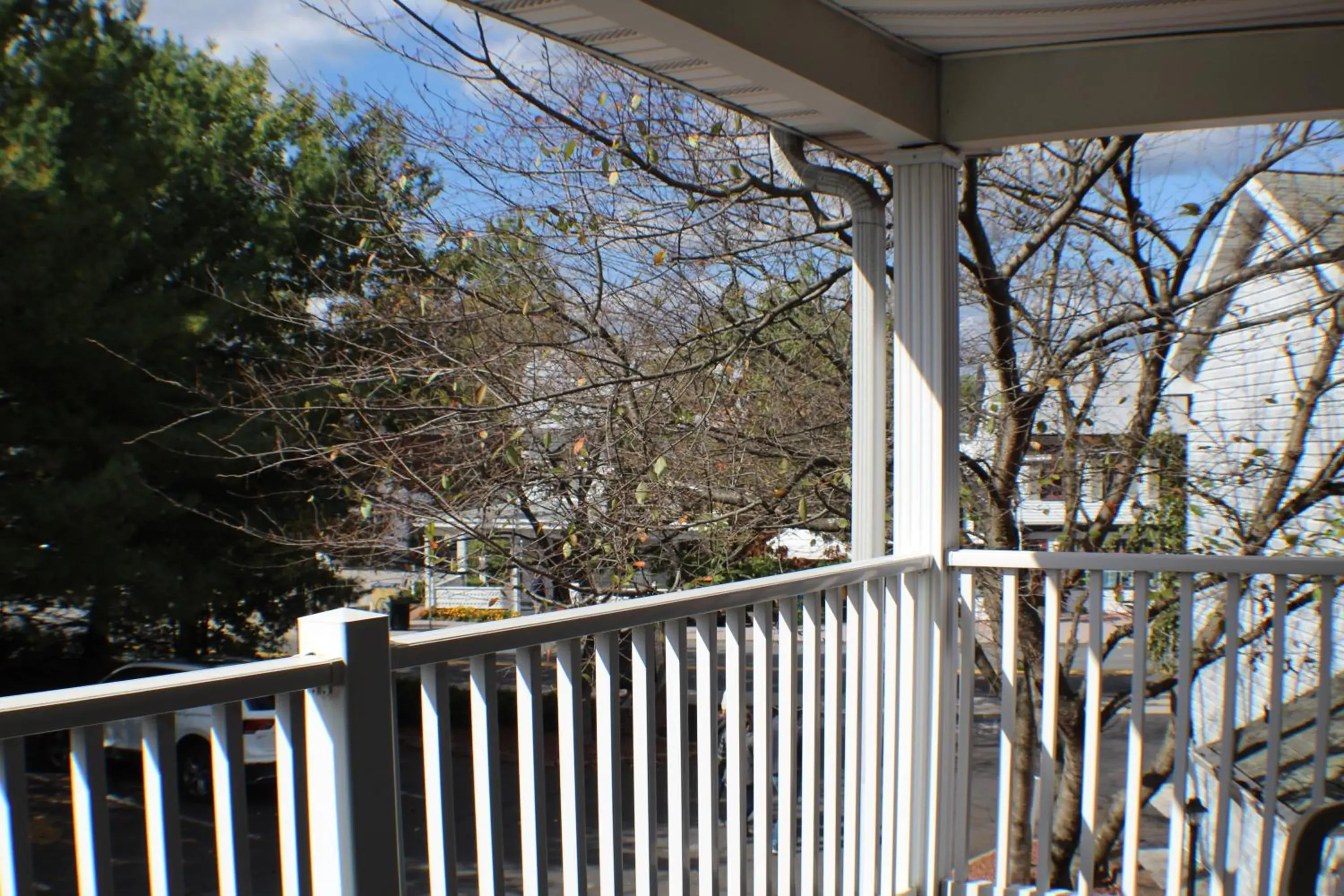 NonSmoking King Balcony PET FRIENDLY in Inn at Cemetery Hill NonSmoking King Balcony PET FRIENDLY in Inn at Cemetery Hill