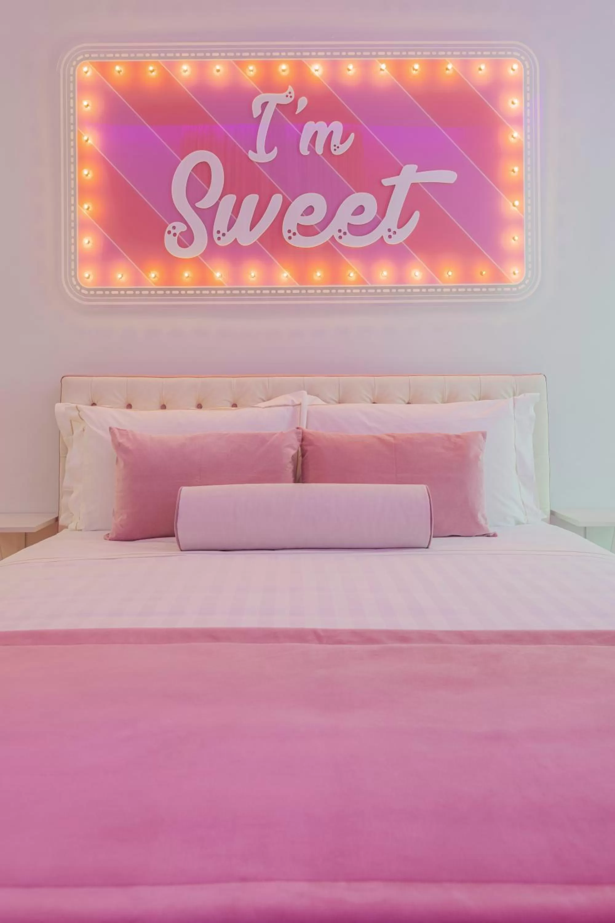 Bed in ODSweet Duomo Milano Hotel