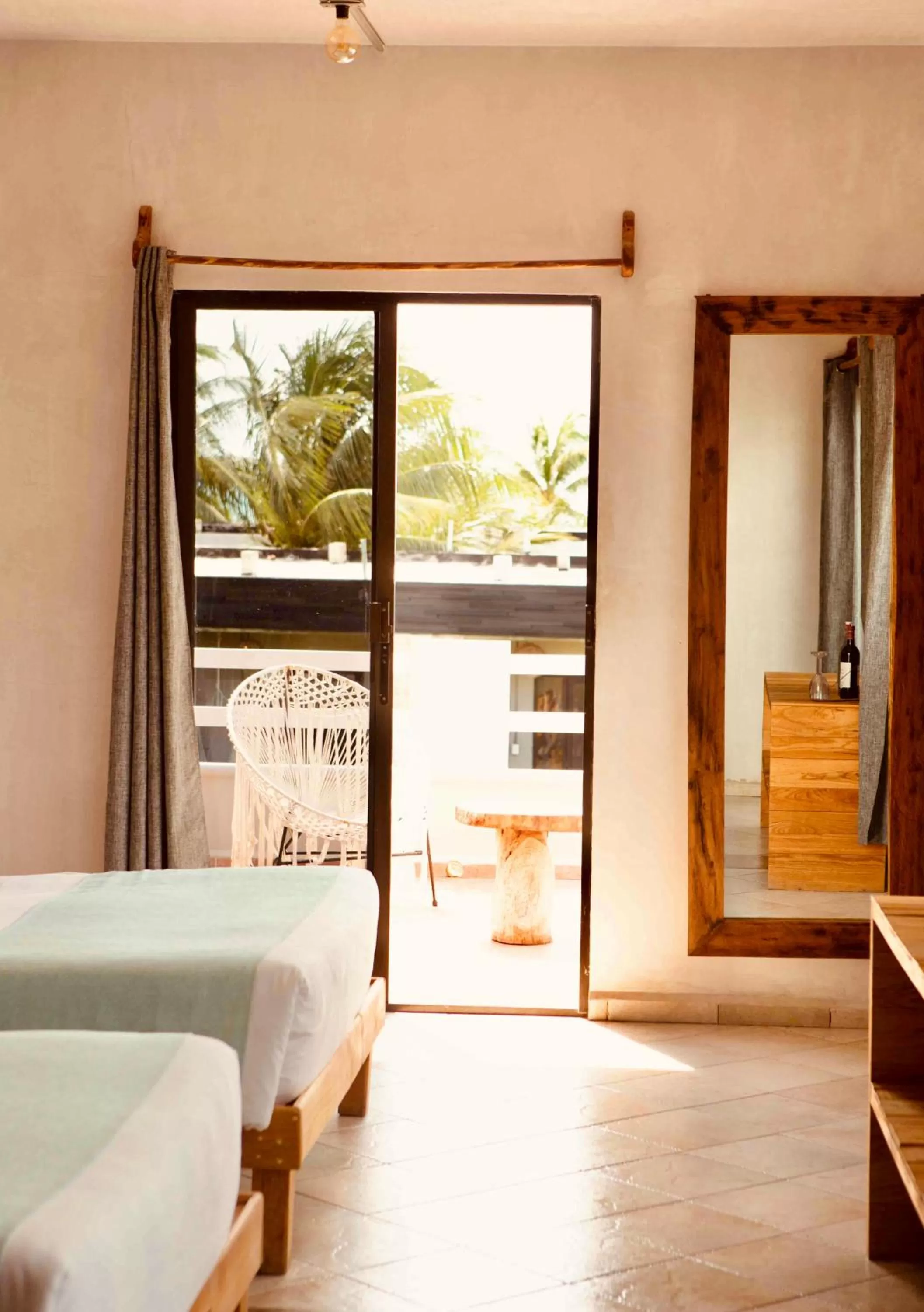 Bedroom in Nomads Hotel, Hostel & Beachclub