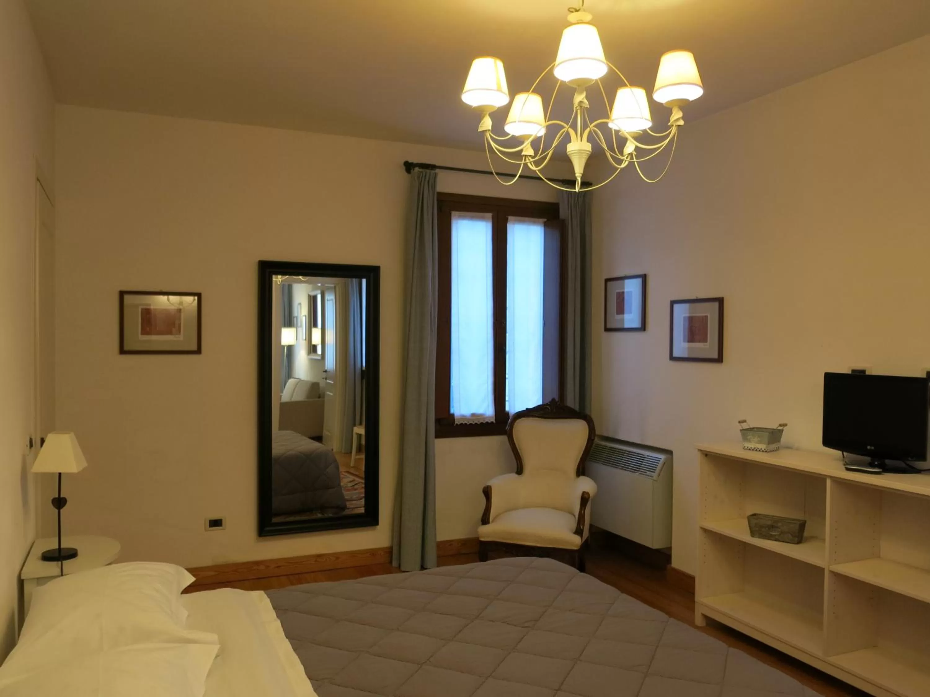 Bedroom, Bed in Villa Schiavi