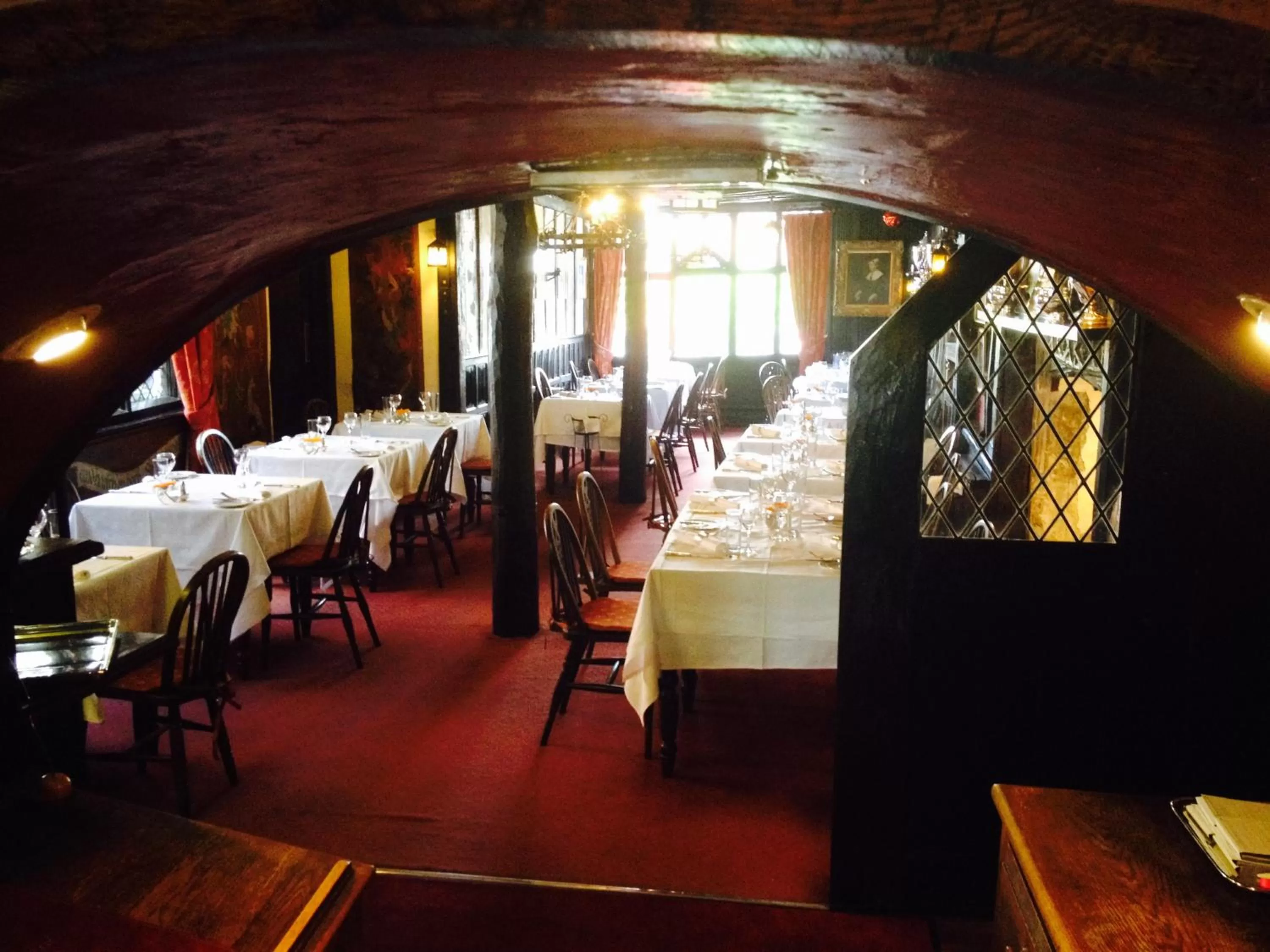 Restaurant/places to eat in Mermaid Inn