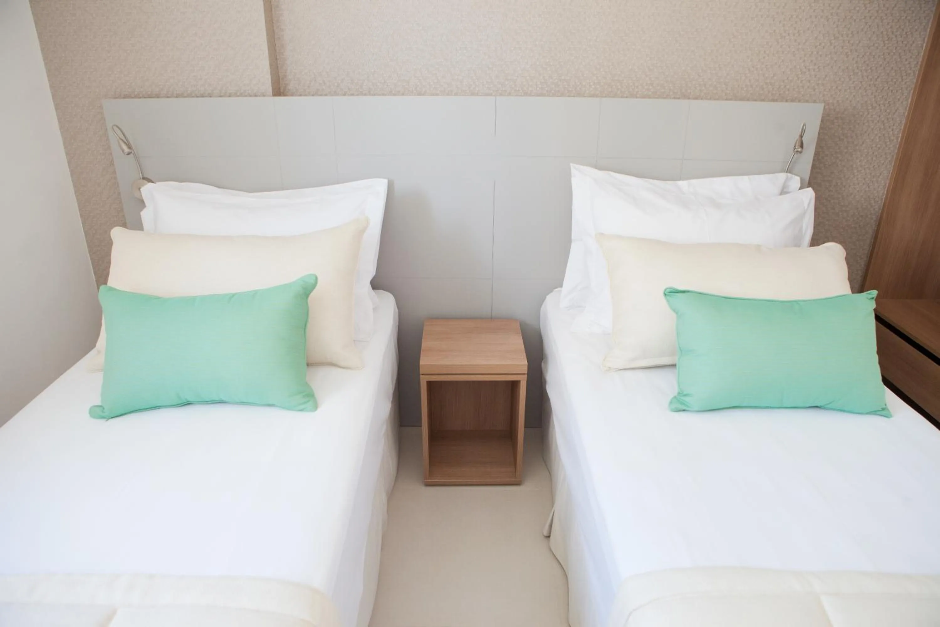 Bedroom, Bed in Intercity Brasilia Led Aguas Claras