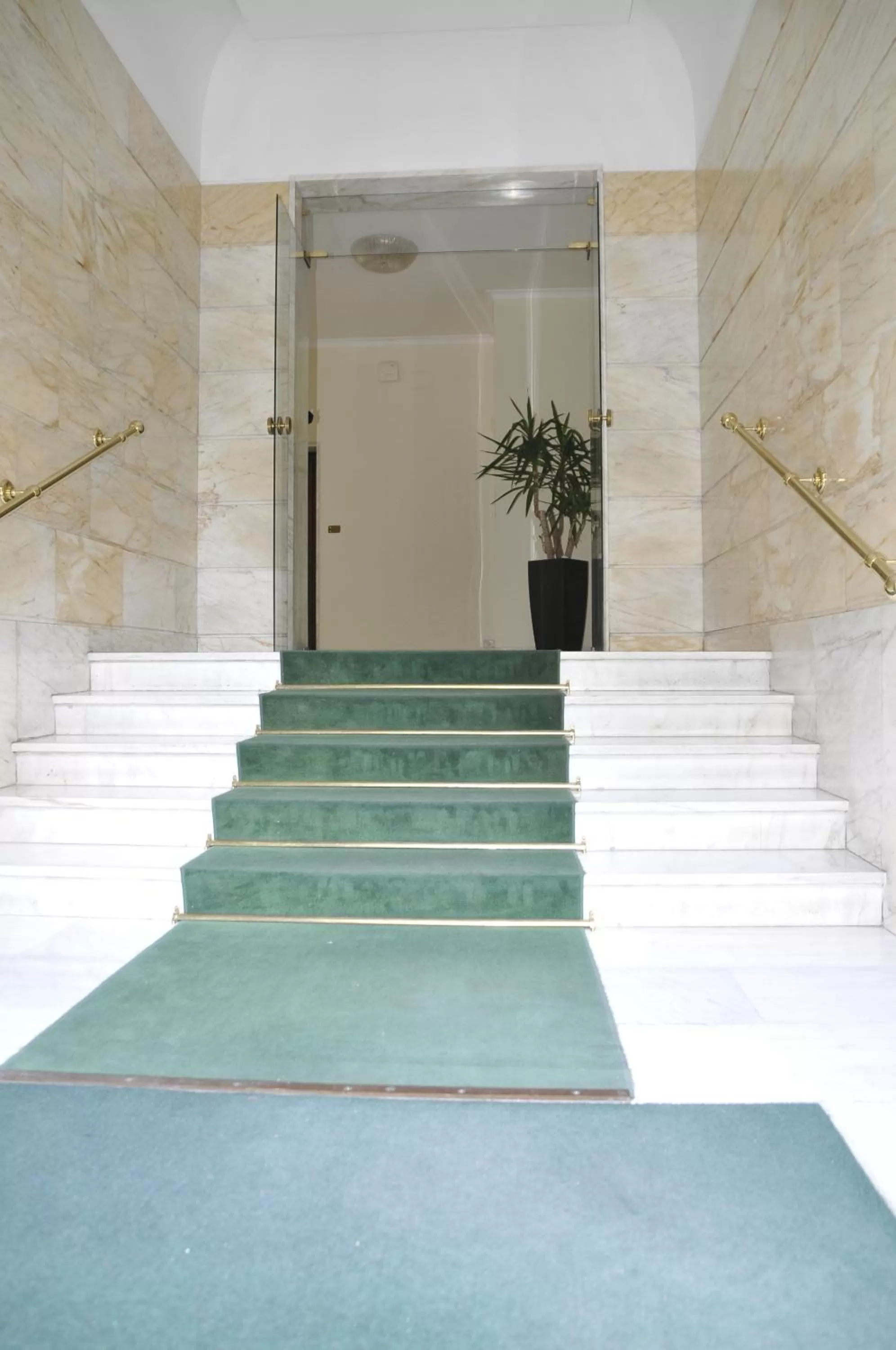 Facade/entrance in Sweet Home Parioli