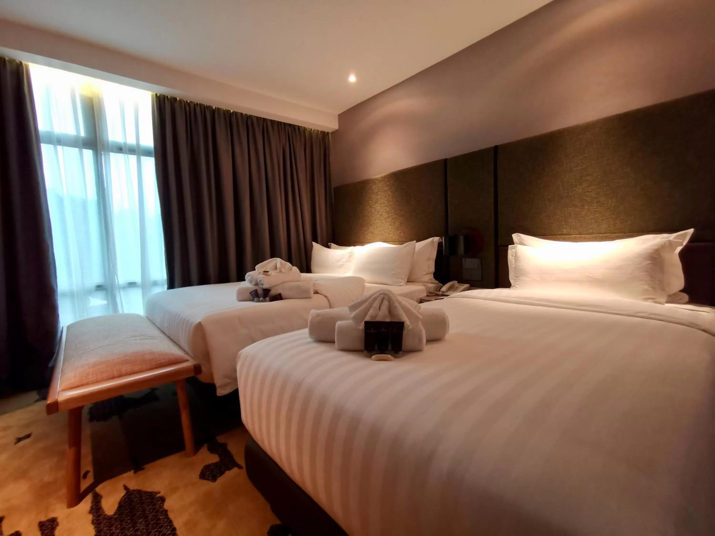 Bed in King Park Hotel Kota Kinabalu