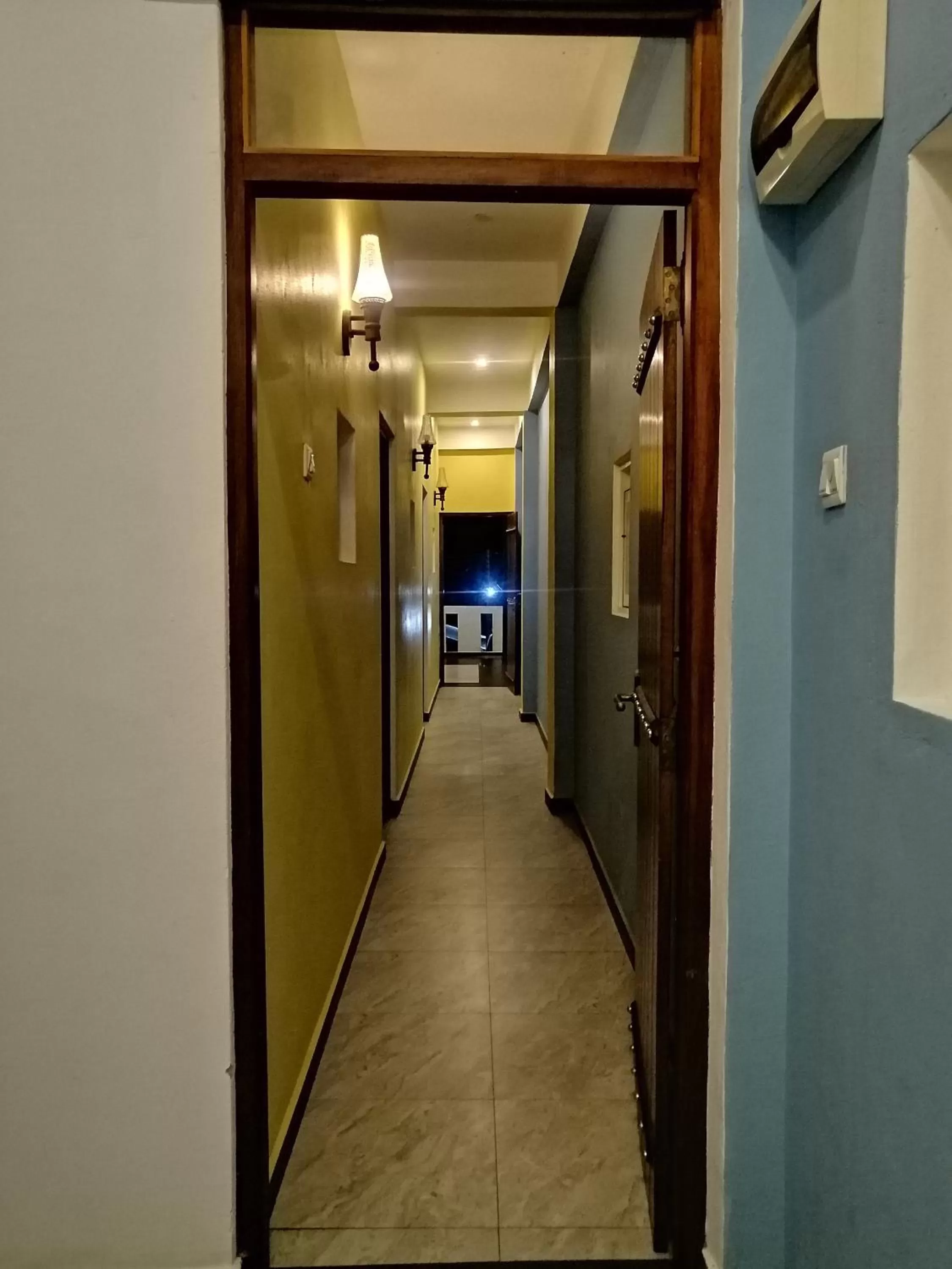 Le Petit Hotel & Restaurant