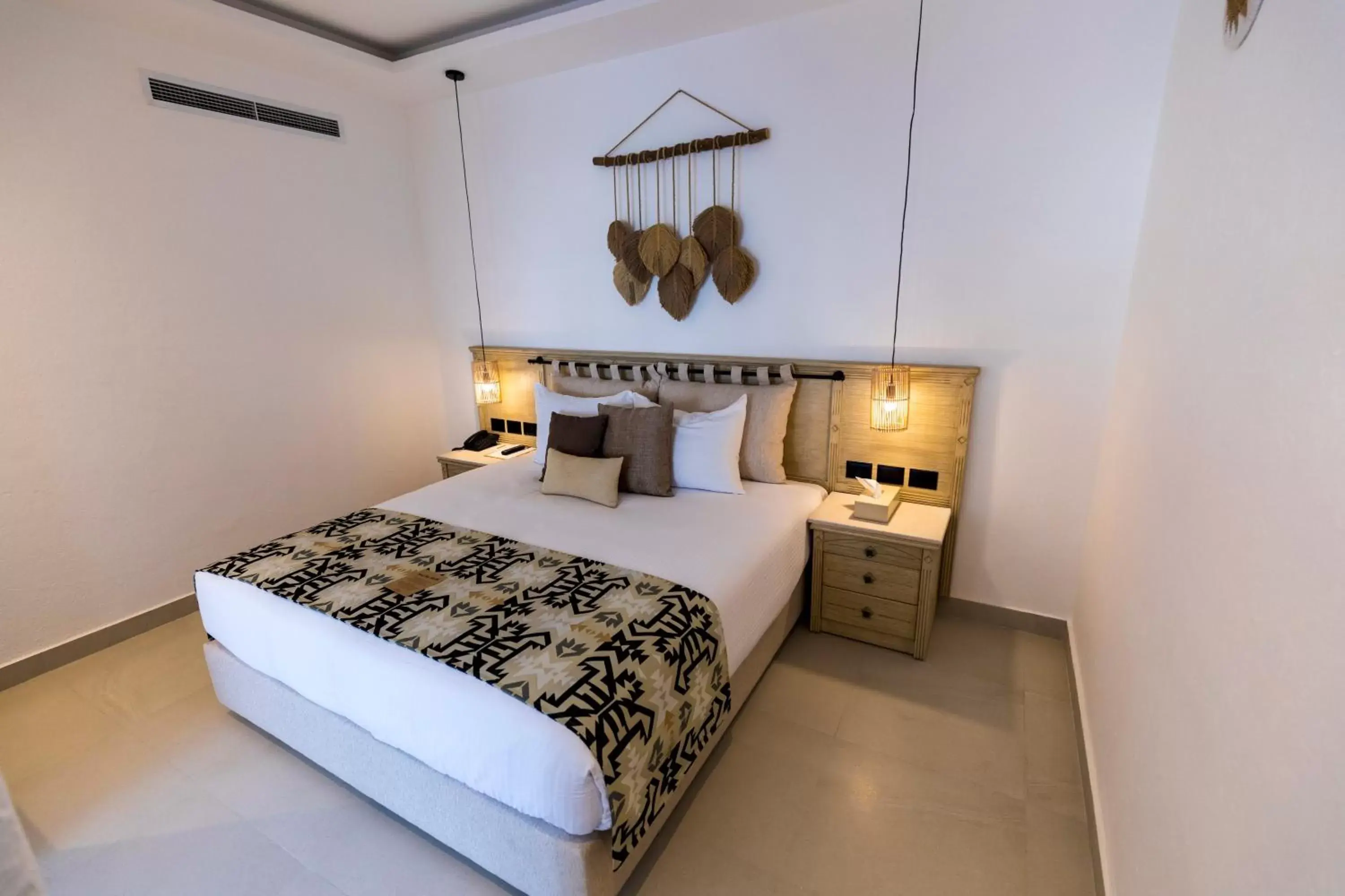 Junior Jacuzzi suite- Posh Club in Sunrise Tucana Resort Grand Select Junior Jacuzzi suite- Posh Club in Sunrise Tucana Resort Grand Select