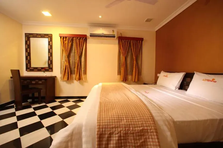 Luxury Double Room - single occupancy in Meenakshi's Sunshine Hotel Luxury Double Room - single occupancy in Meenakshi's Sunshine Hotel