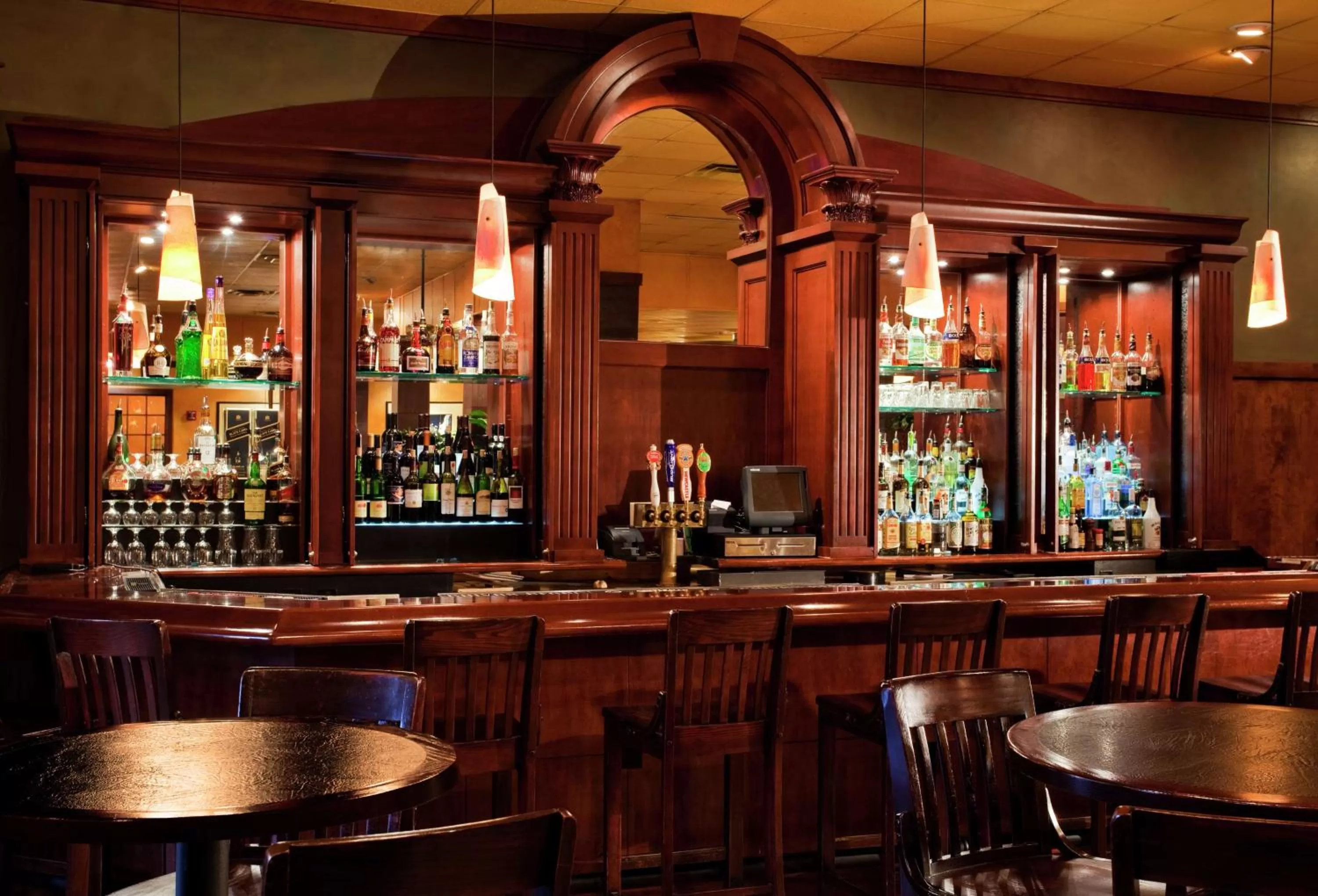 Lounge or bar in DoubleTree by Hilton Hotel Tallahassee