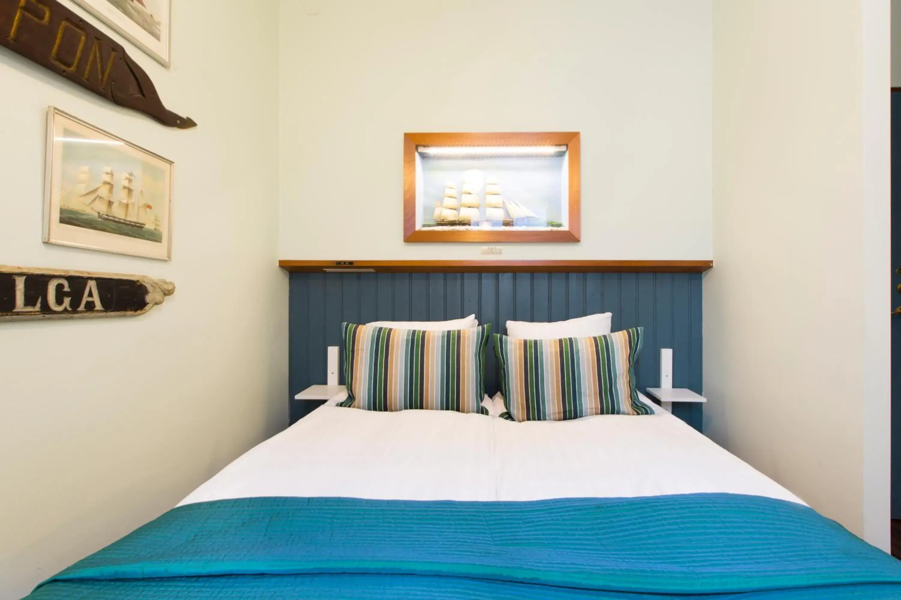 Small Double Room in Lord Nelson Hotel Small Double Room in Lord Nelson Hotel