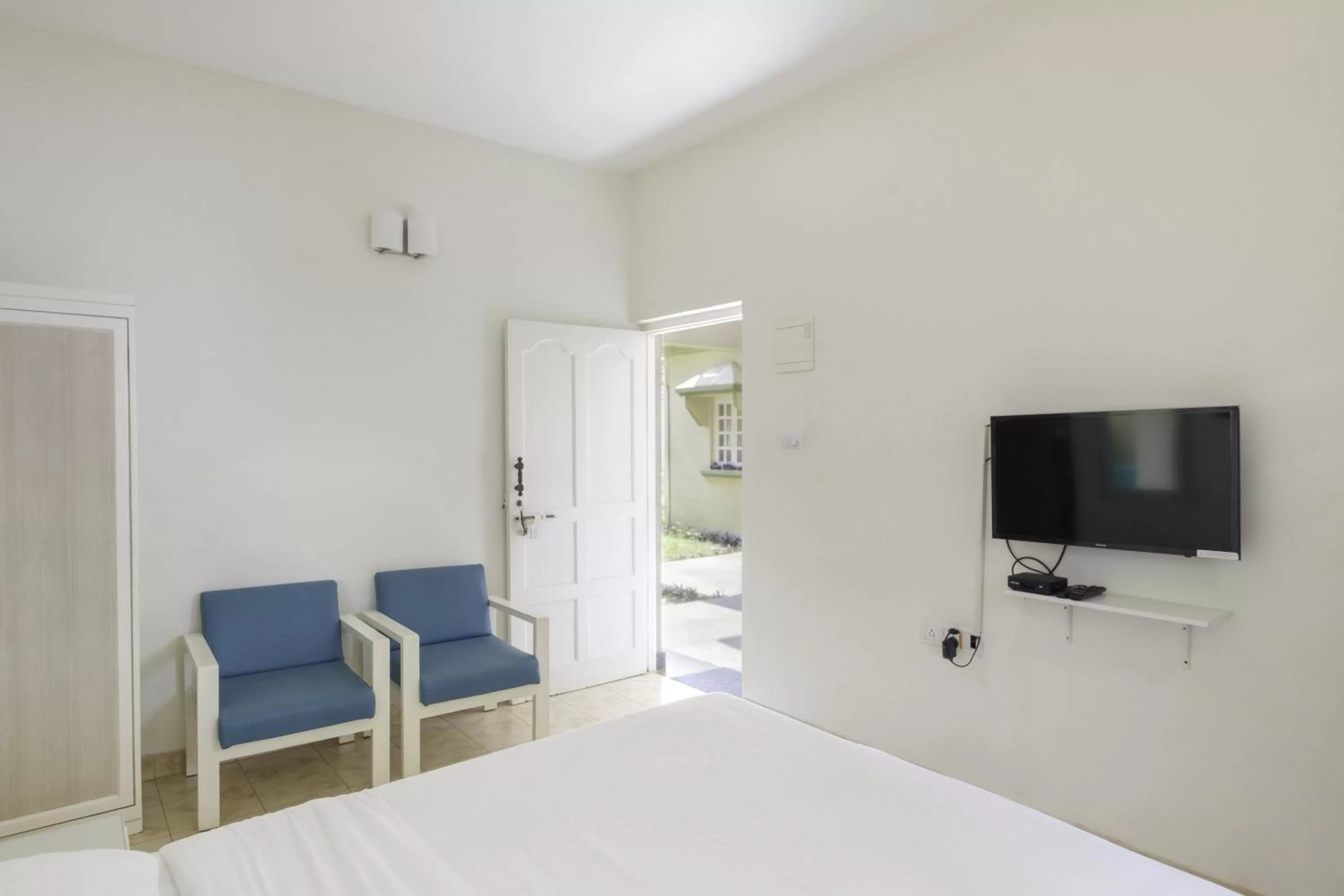 TV and multimedia, TV/Entertainment Center in Casa Legend Economy, Calangute Goa