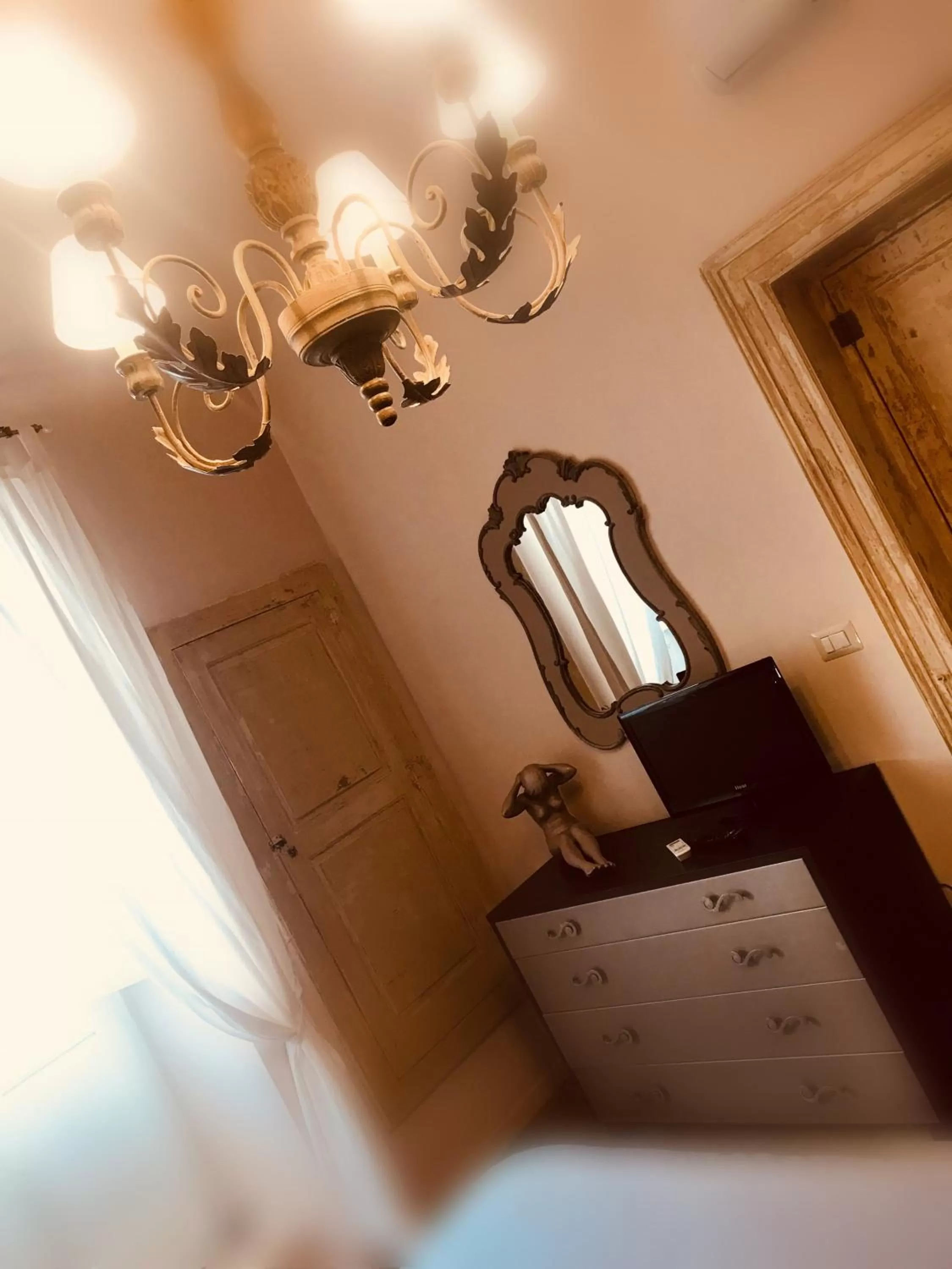 Decorative detail in Albergo Diffuso Dimora Rossi B&B